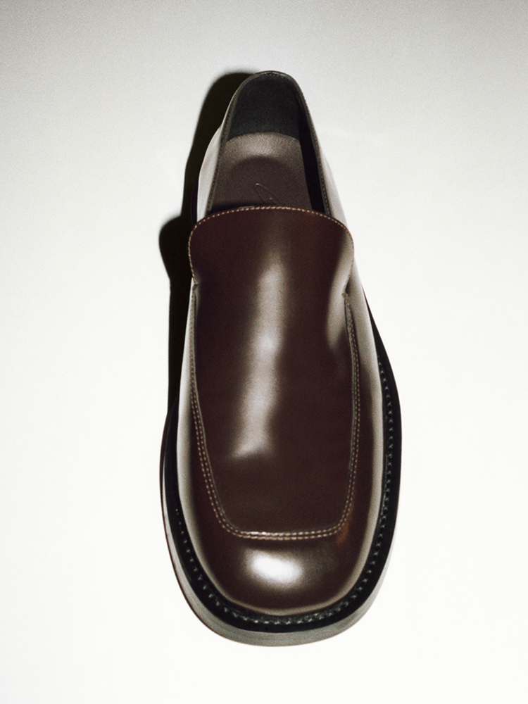 THE LEATHER LOAFERS