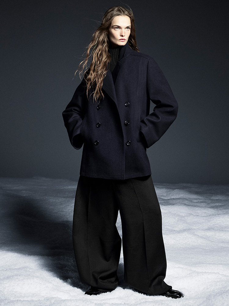 RELAXED WOOL PEA COAT