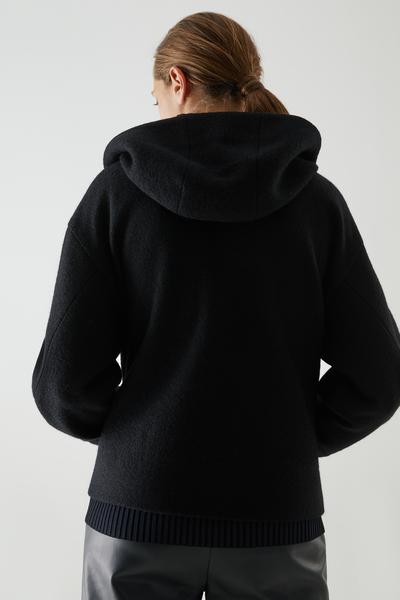 WOOL STRUCTURED JACKET 立体感のあるウール製ジャケット｜COS コス