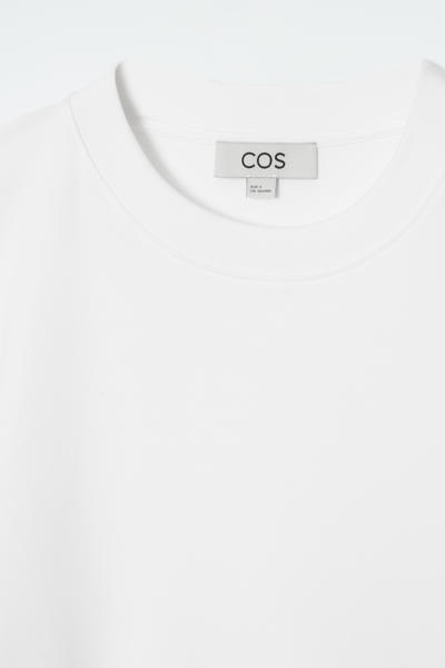 COS クリーンカットTシャツ