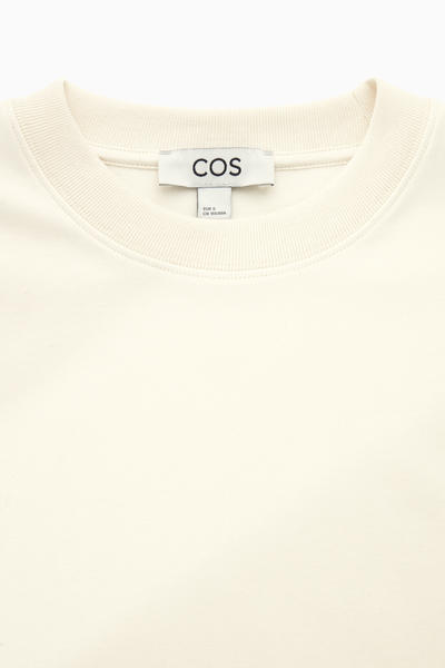 COS クリーンカットTシャツ