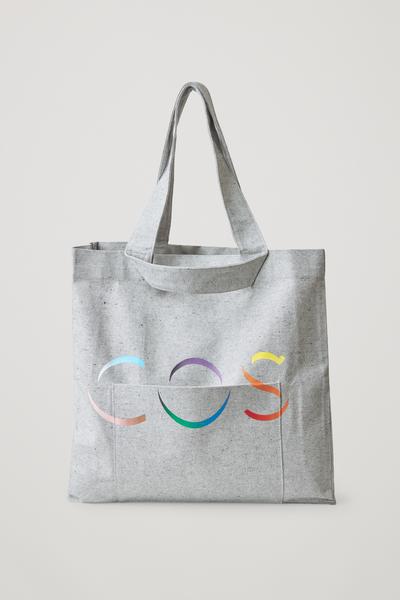 PRIDE EDITION TOTE プライドエディショントートバッグ｜COS コス 公式 