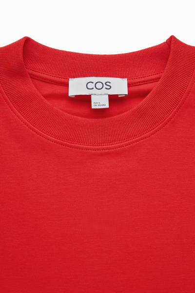 COS クリーンカットTシャツ