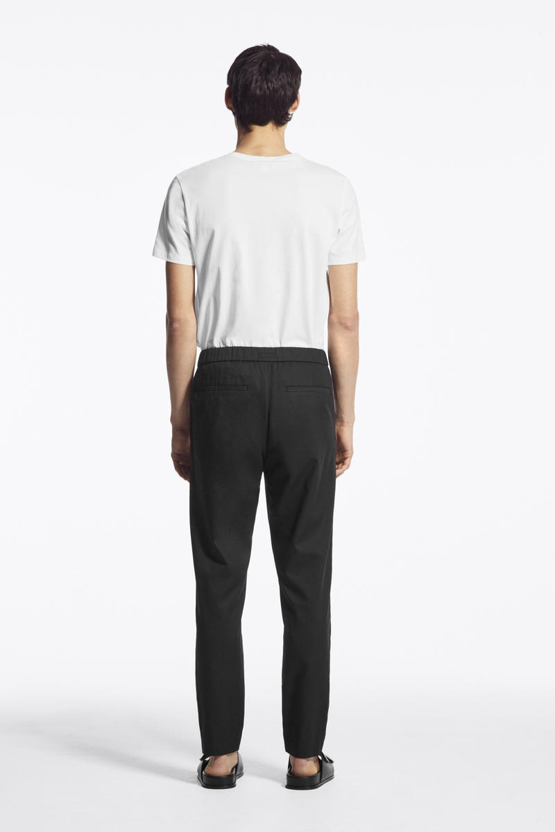 ELASTICATED TAPERED TWILL TROUSERS