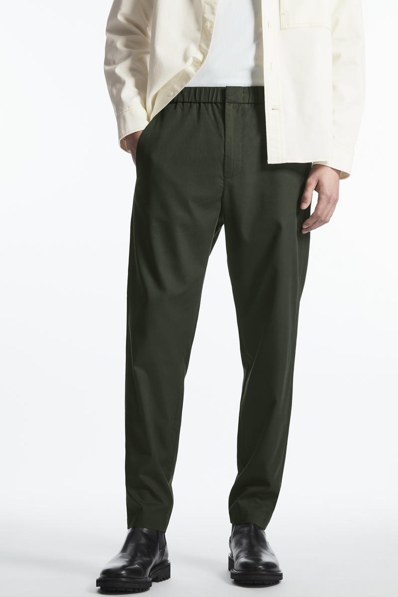 ELASTICATED TAPERED TWILL TROUSERS