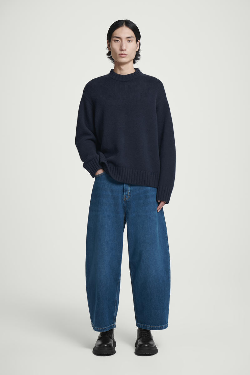 COS CASK BARREL-LEG JEANS  - リラックス