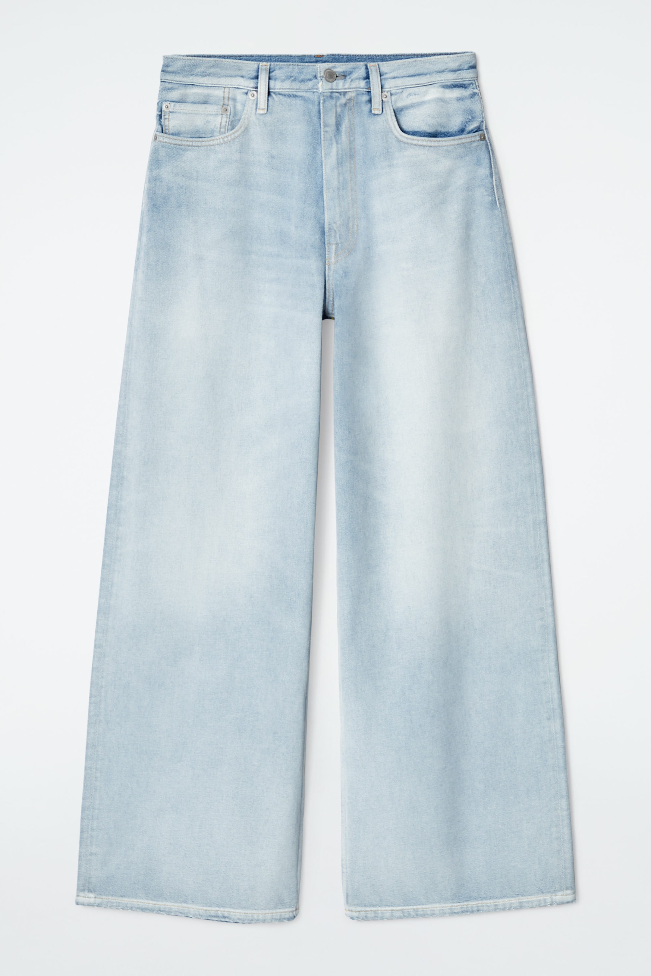 POOL JEANS MIT WEITEM BEIN