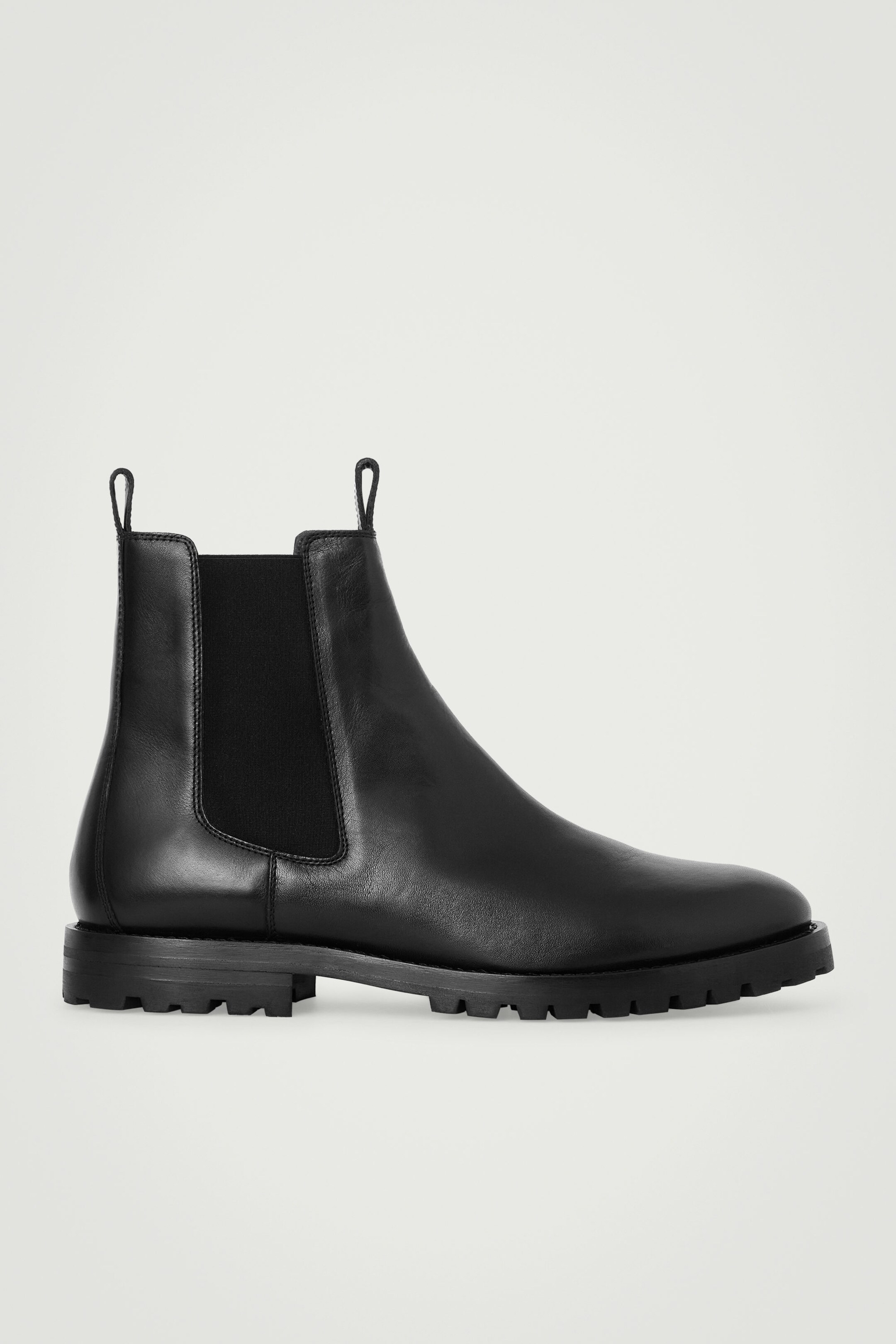 CHELSEA BOOTS EN CUIR