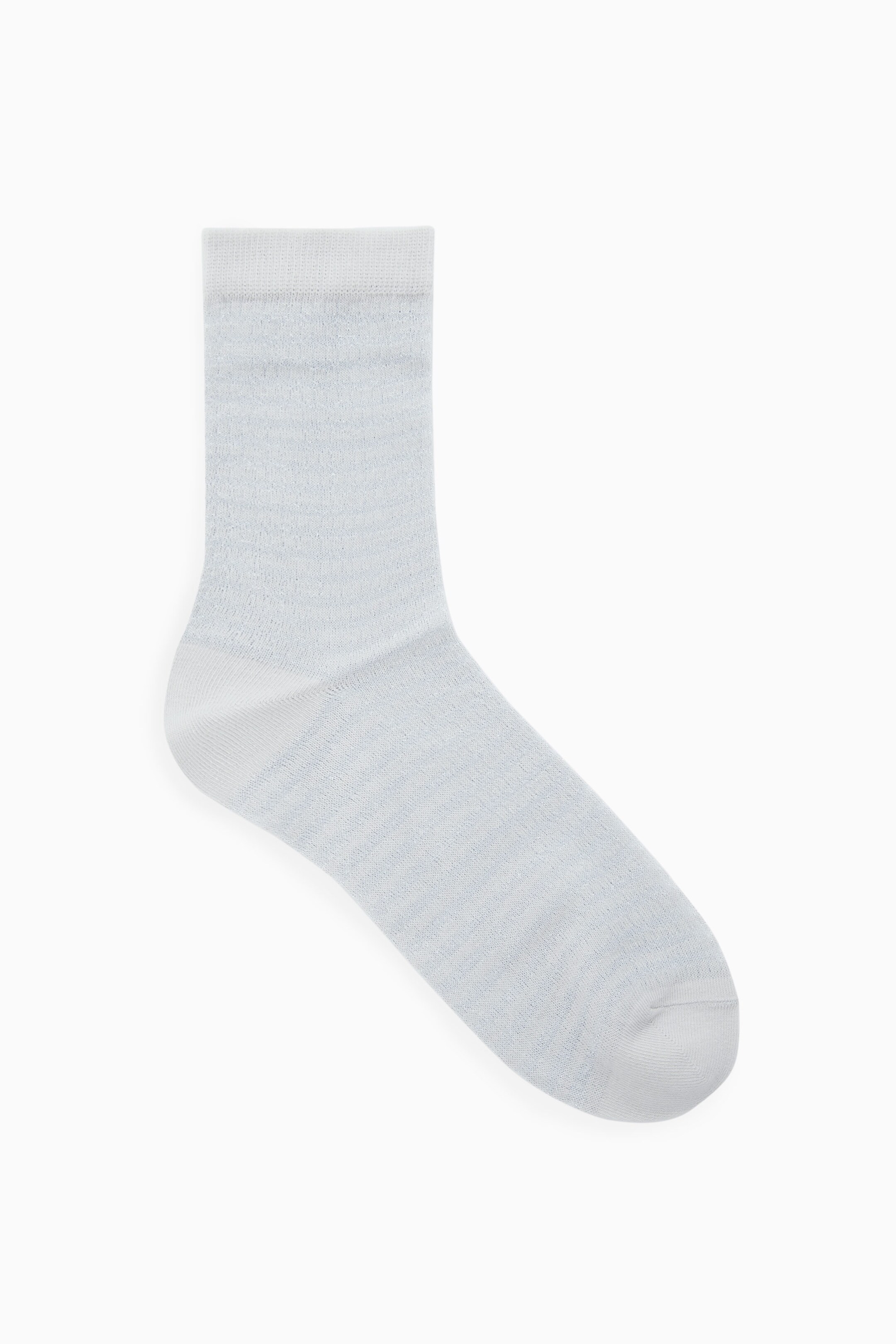 GERIPPTE SOCKEN MIT STREIFEN