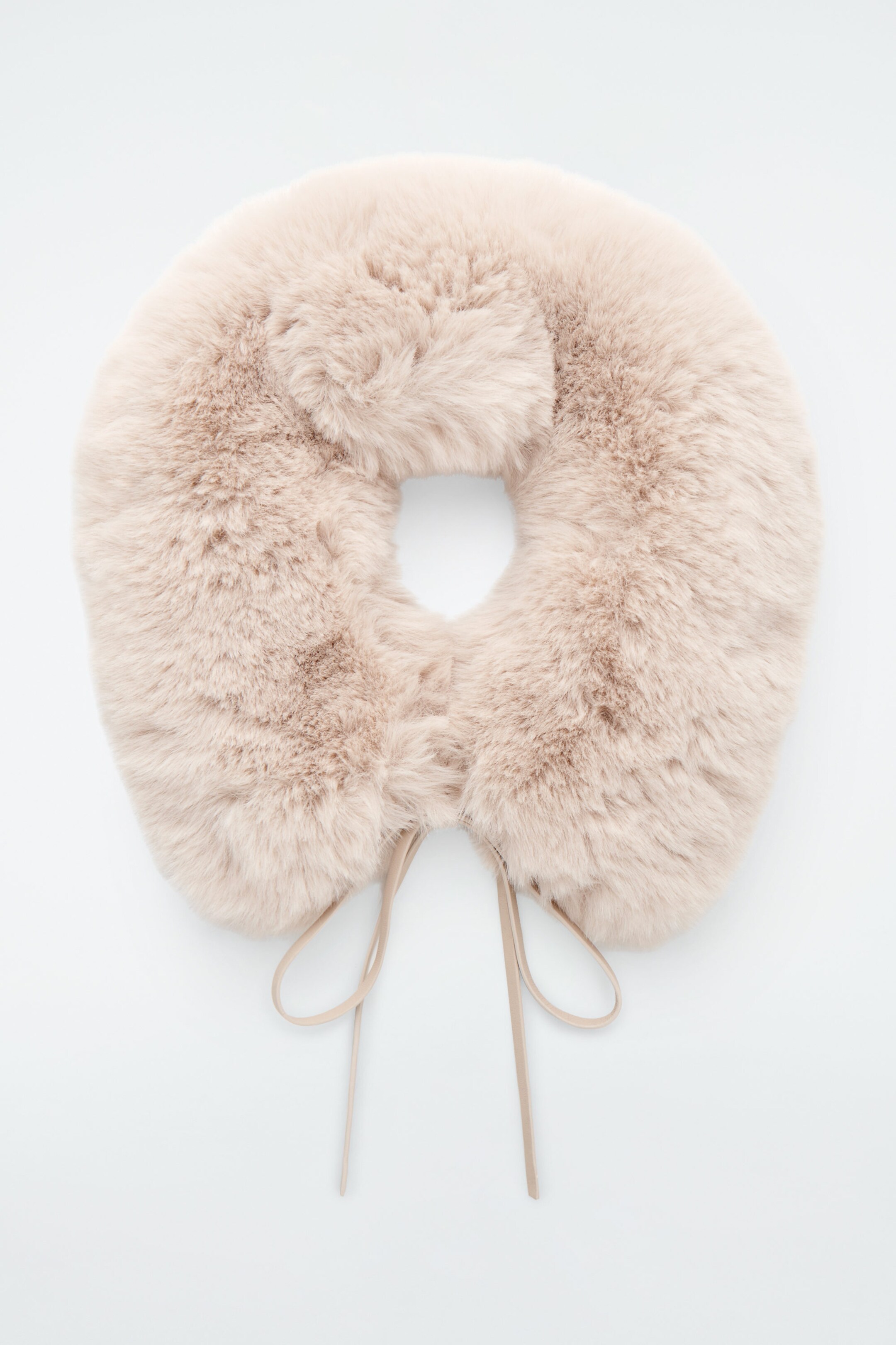 FAUX FUR COLLAR