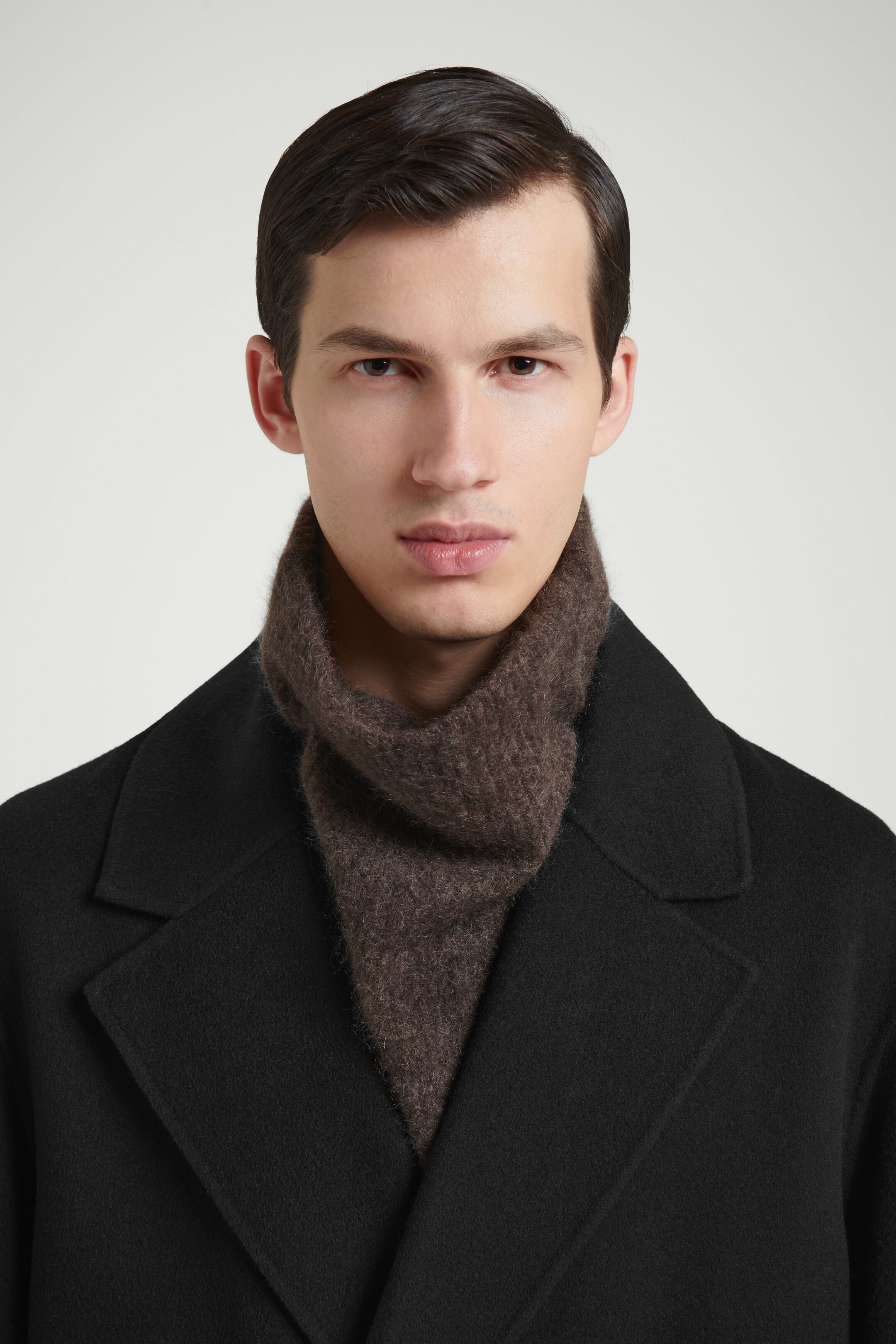 THE BRUSHED-CASHMERE FUNNEL NECK WARMER