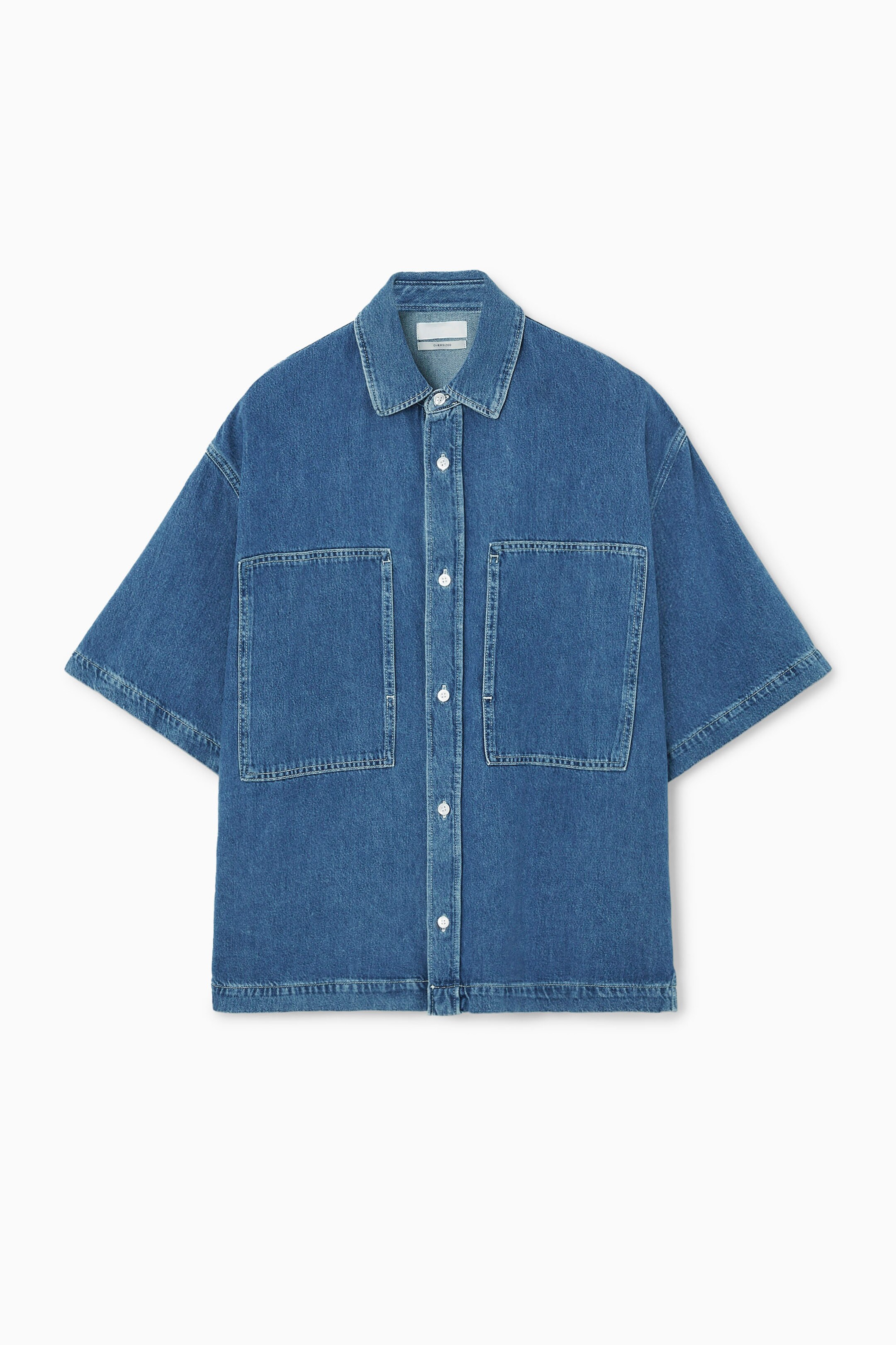 OVERSIZED SHORT-SLEEVED DENIM SHIRT