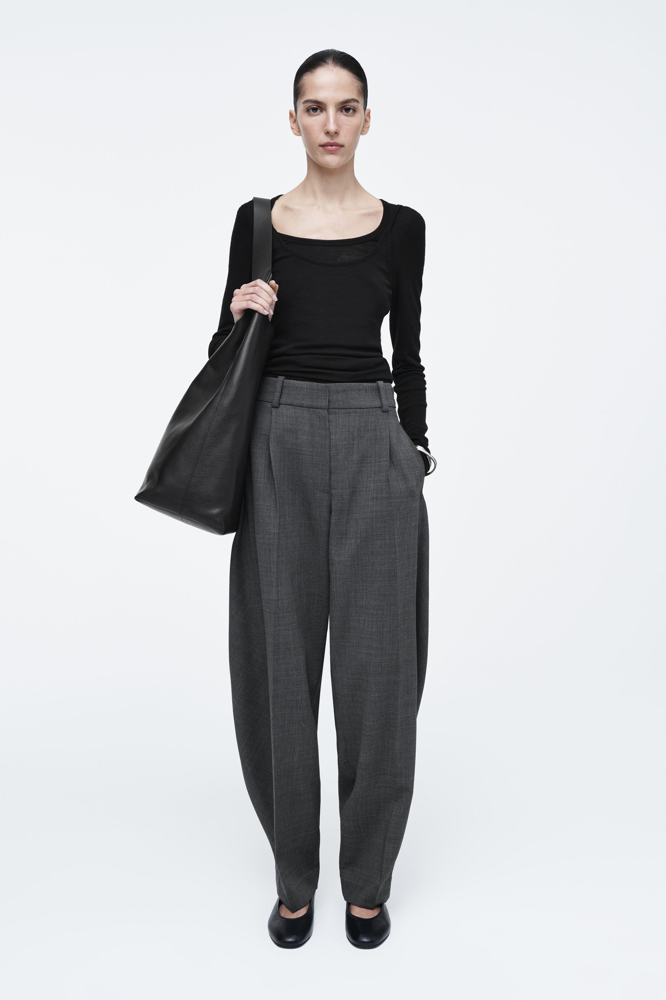 WOOL-BLEND BARREL-LEG TROUSERS