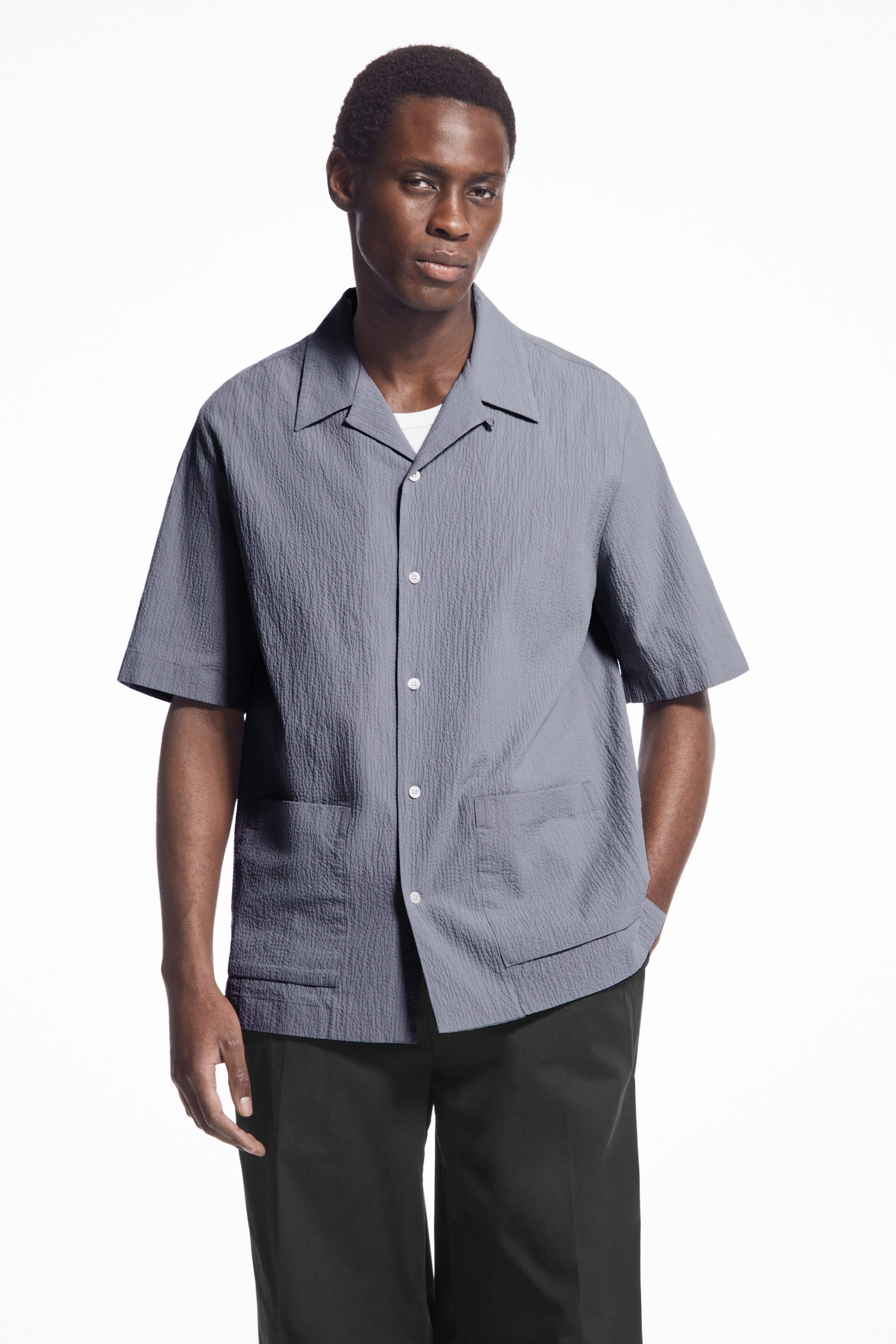 SHORT-SLEEVED COTTON-SEERSUCKER SHIRT