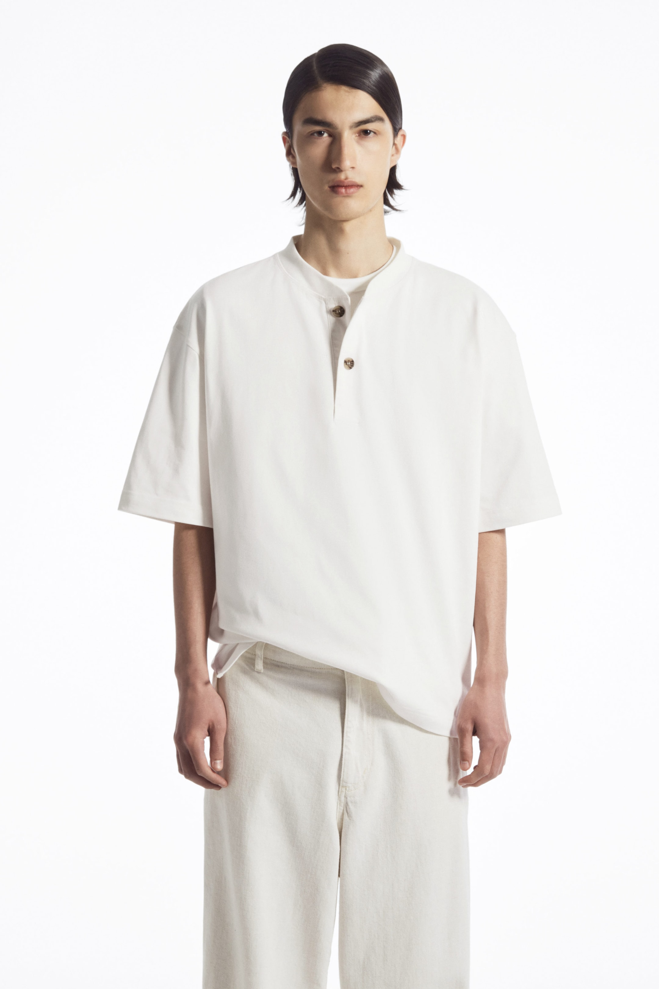 OVERSIZED HALF-PLACKET T-SHIRT