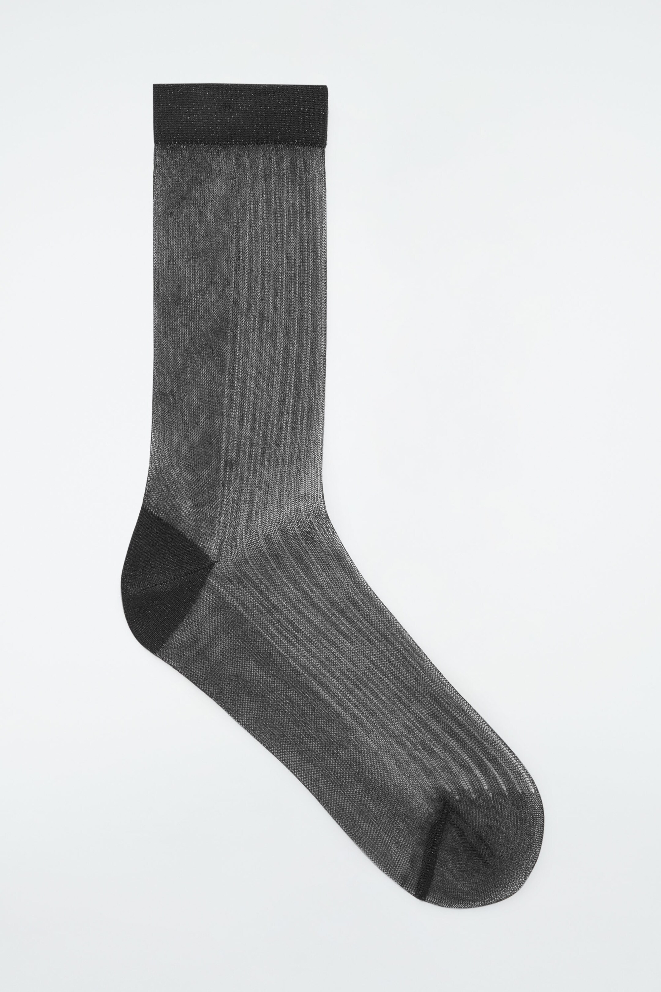 DÜNNE GERIPPTE SOCKEN