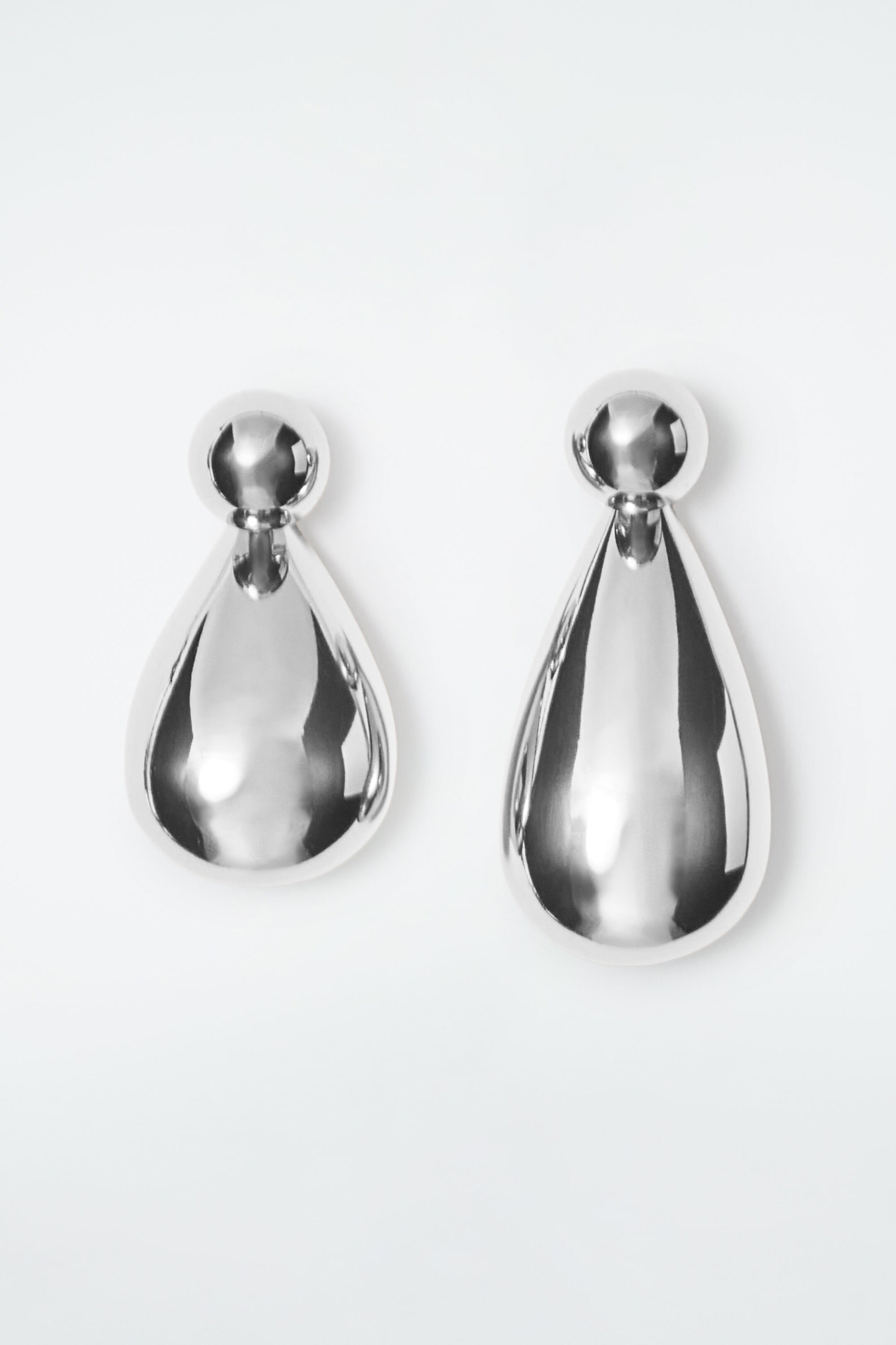 CONVERTIBLE CHUNKY DROPLET EARRINGS