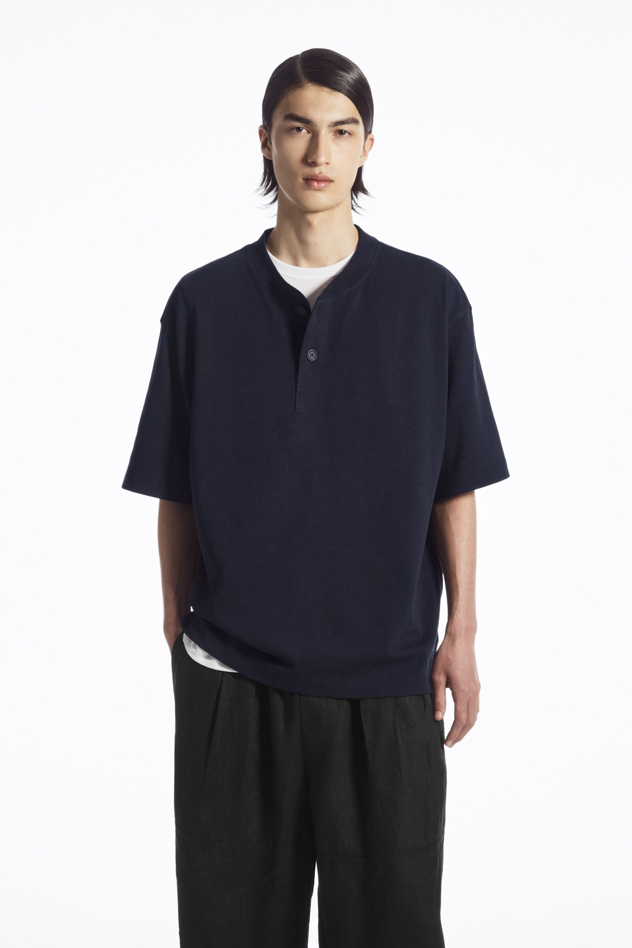 OVERSIZED HALF-PLACKET T-SHIRT