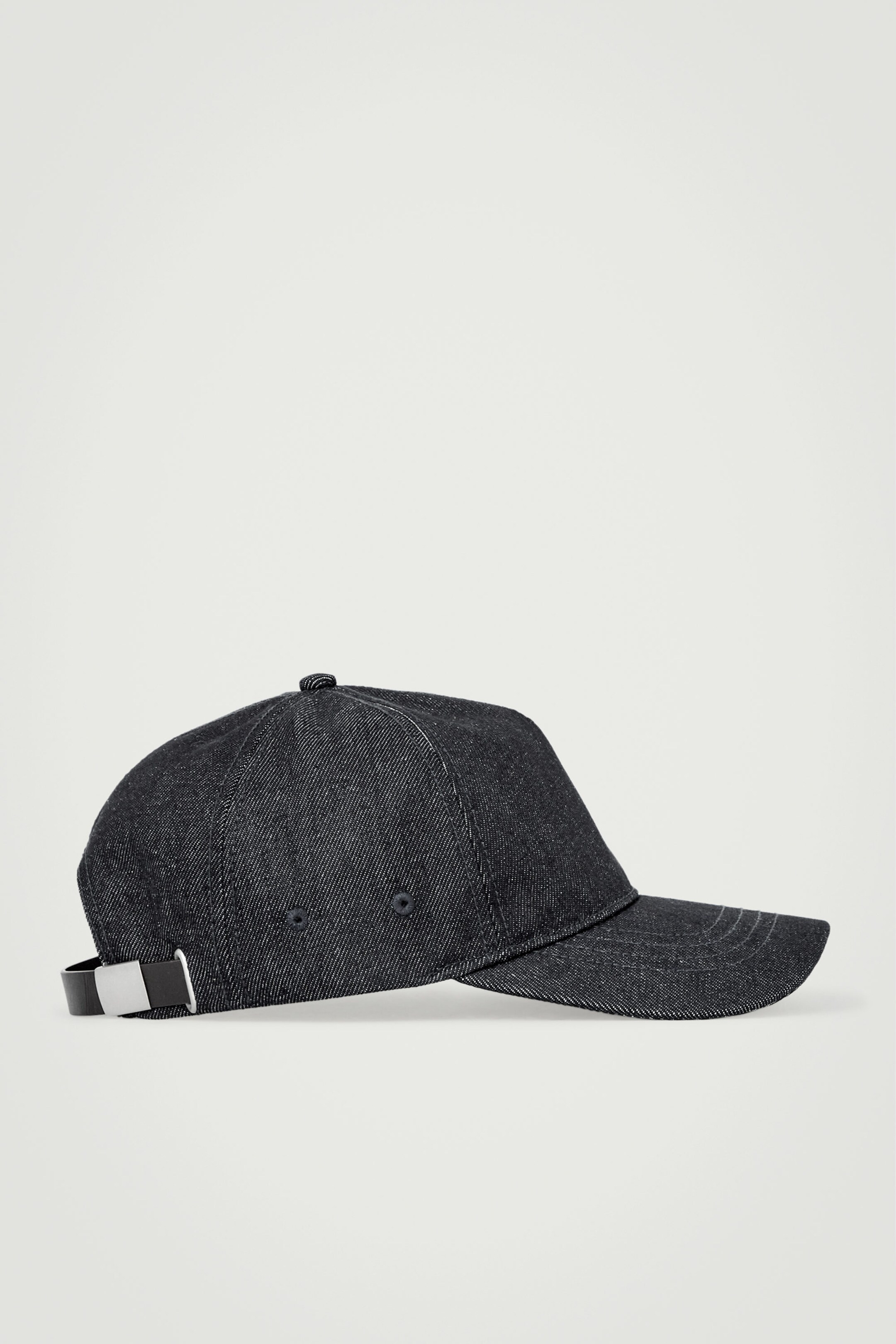 CASQUETTE EN JEAN