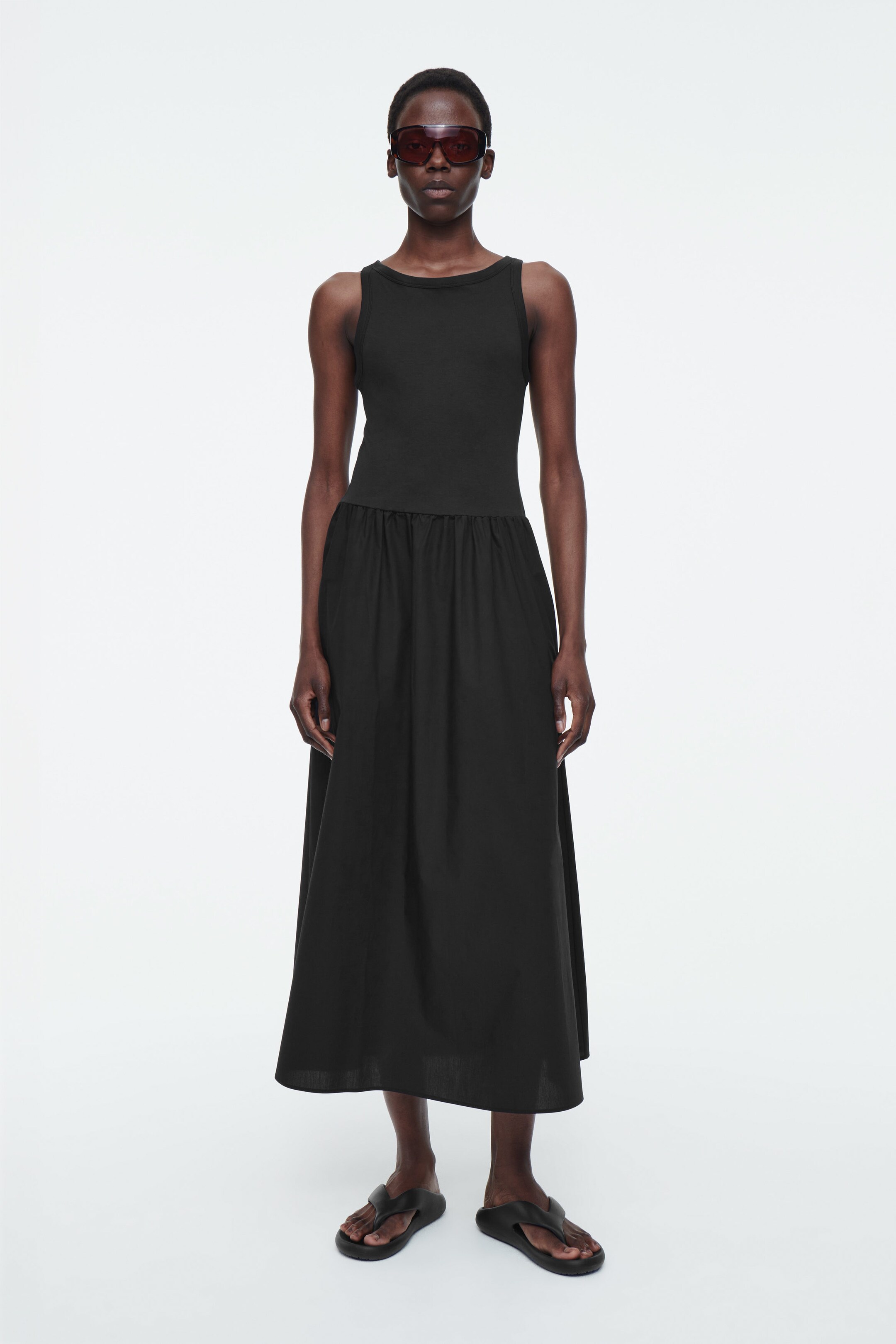 CONTRAST-PANEL MAXI DRESS - BLACK