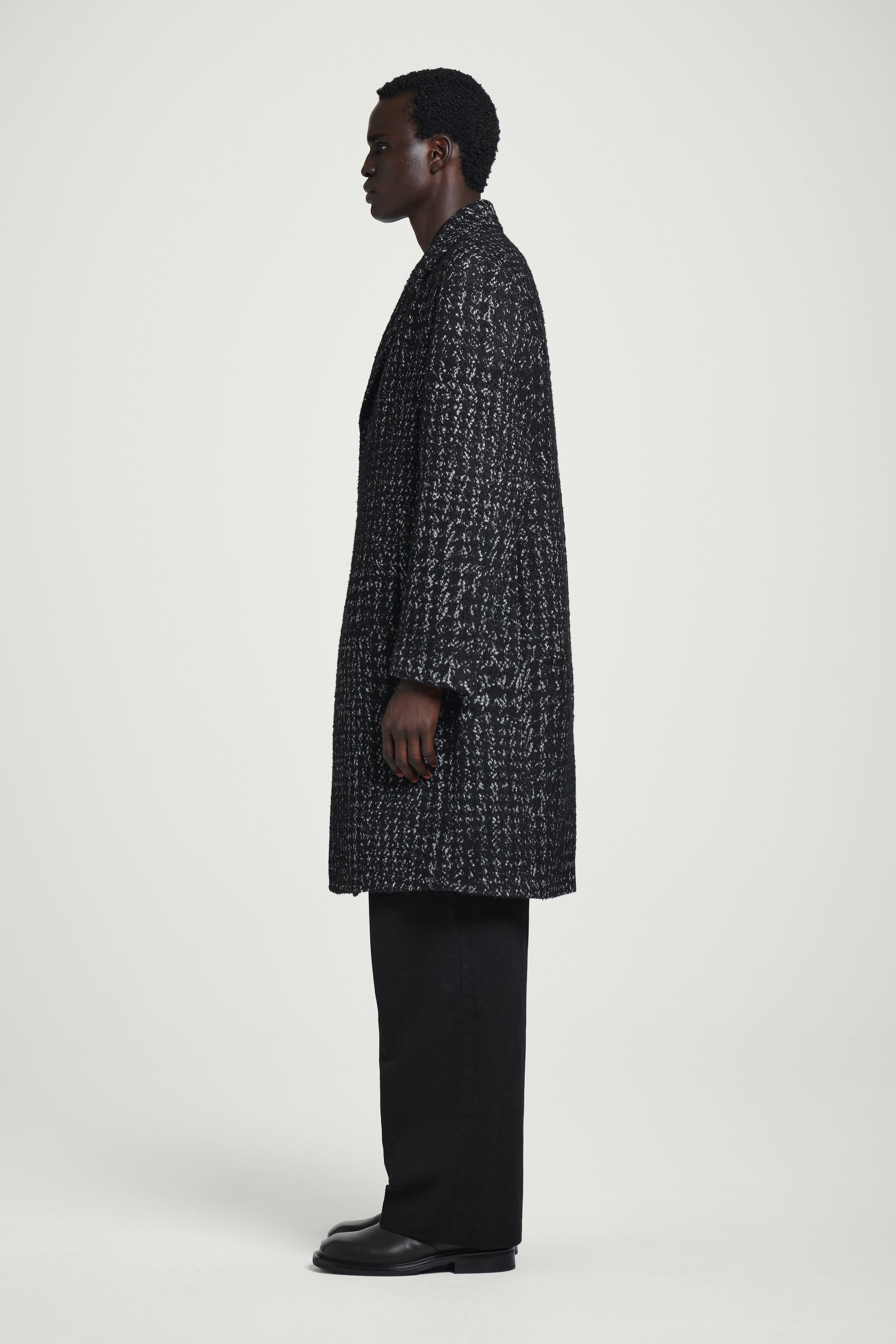 HOUNDSTOOTH BOUCLÉ OVERCOAT - BLACK / HOUNDSTOOTH