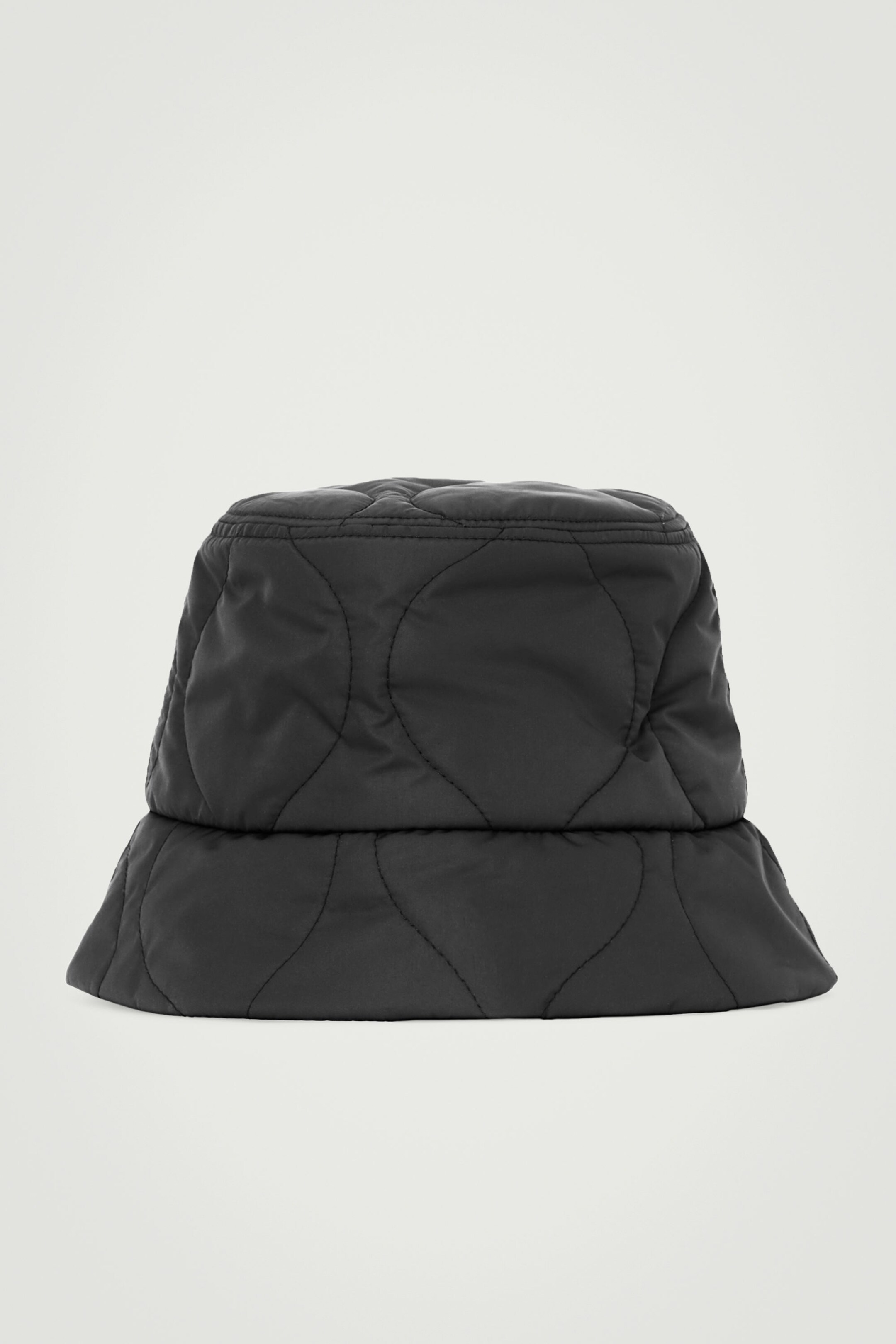 QUILTED BUCKET HAT