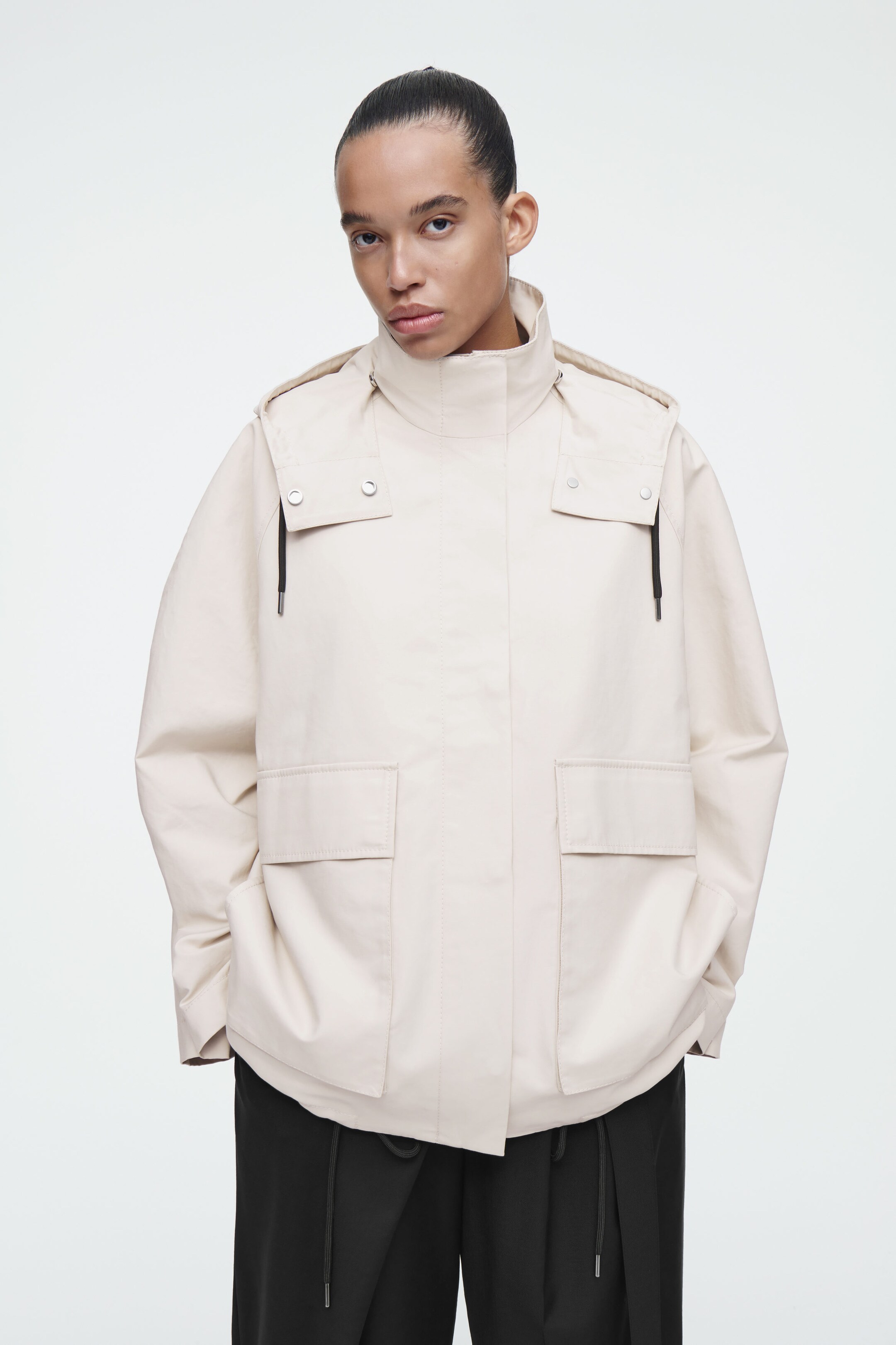 HOODED COTTON UTILITY JACKET