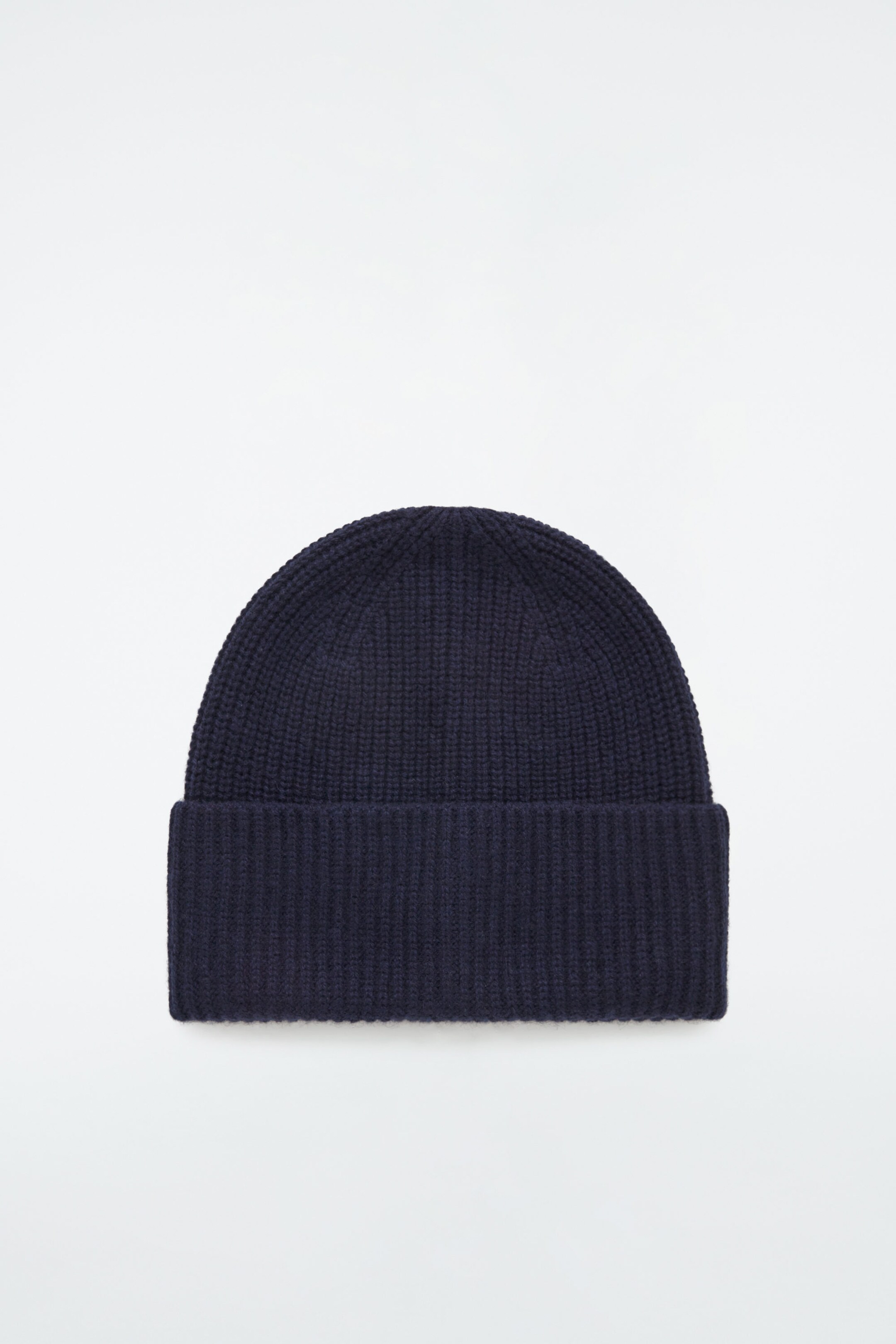 RIBBED WOOL AND CASHMERE BEANIE