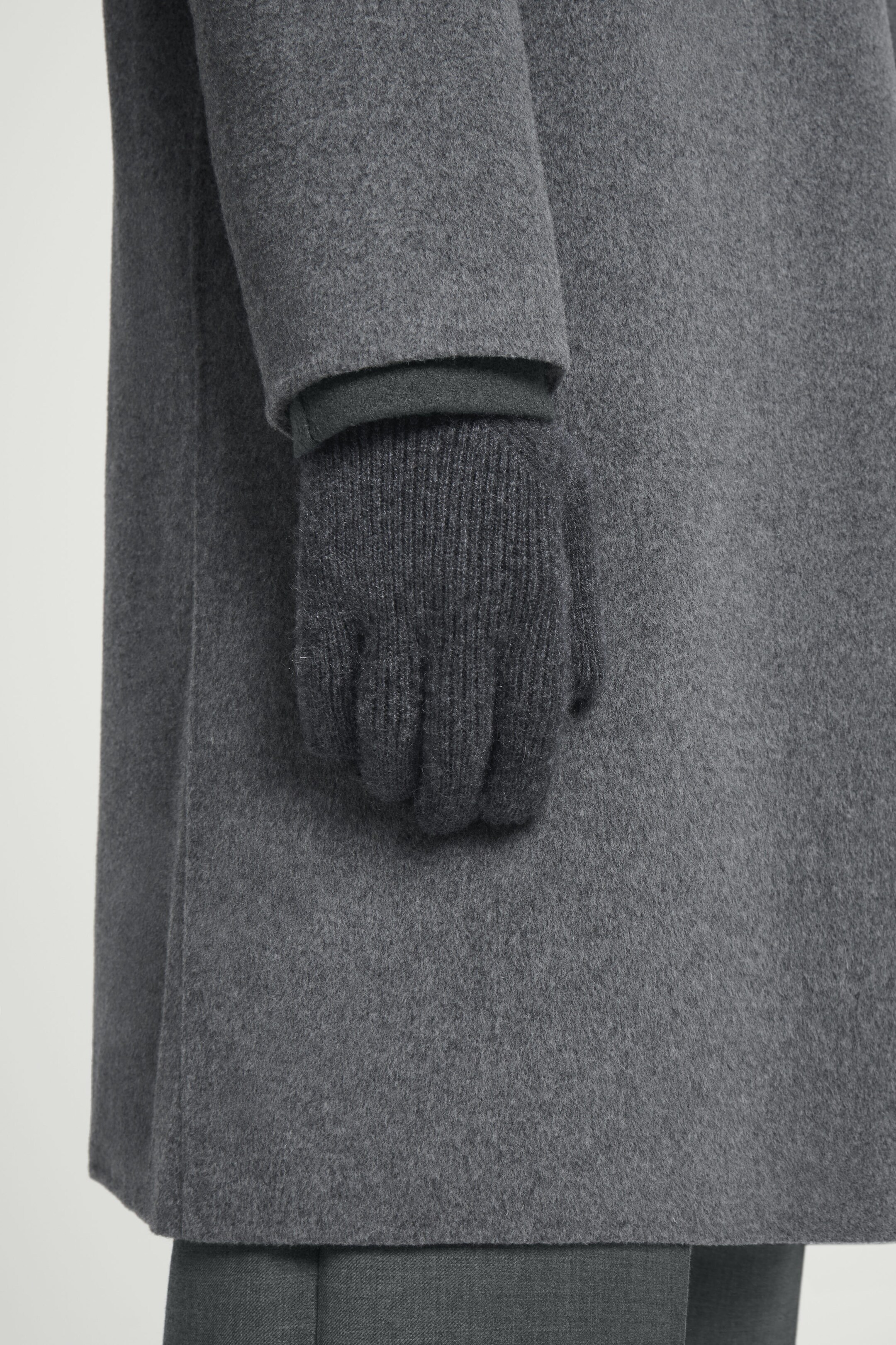 RIBBED CASHMERE GLOVES