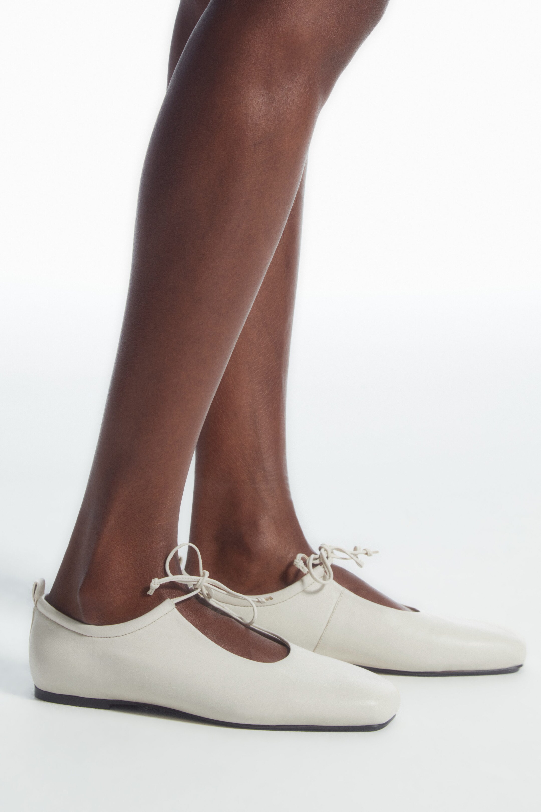 LACE-UP BALLET FLATS