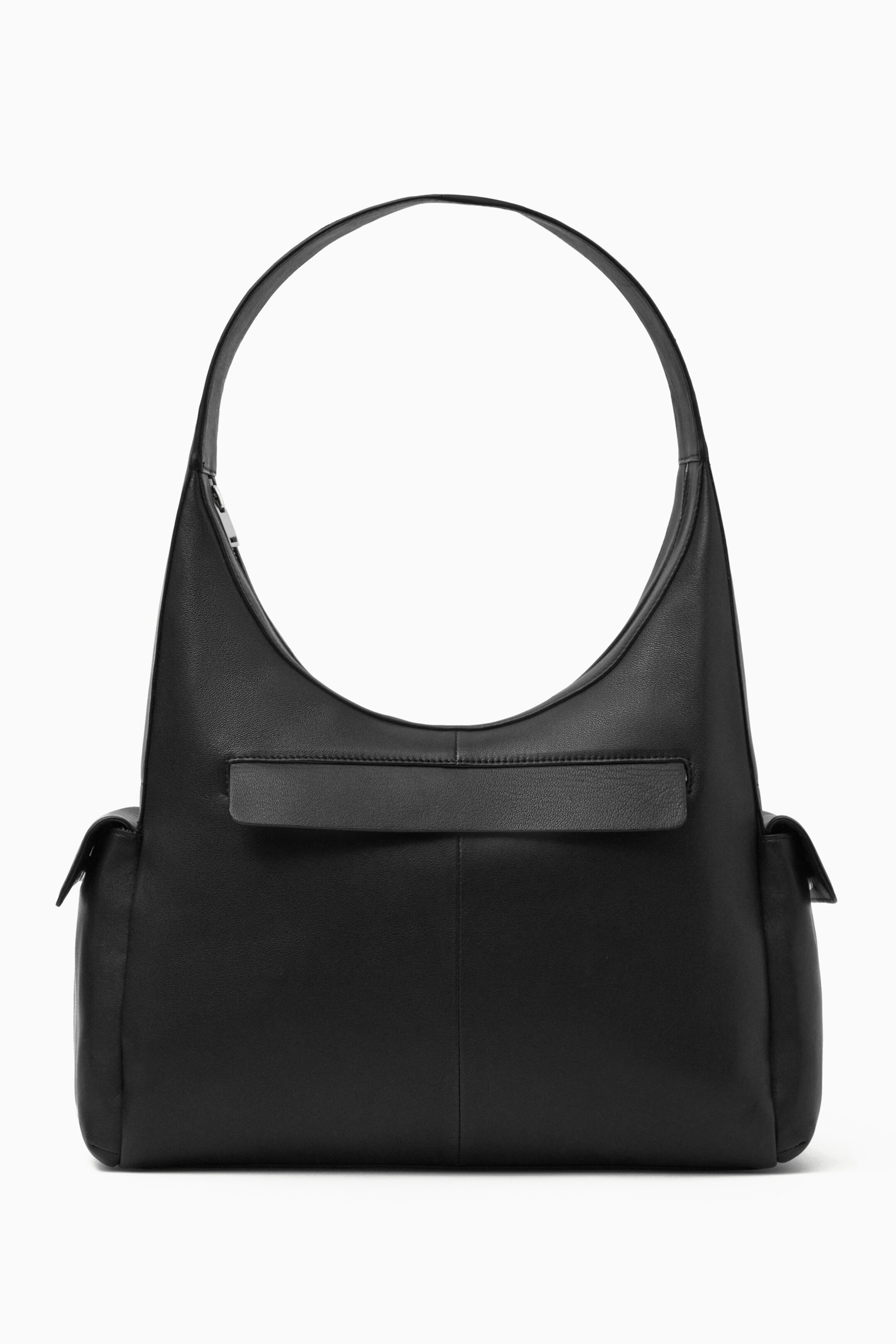 BLACK LEATHER outlets SHOULDER BAG p9774