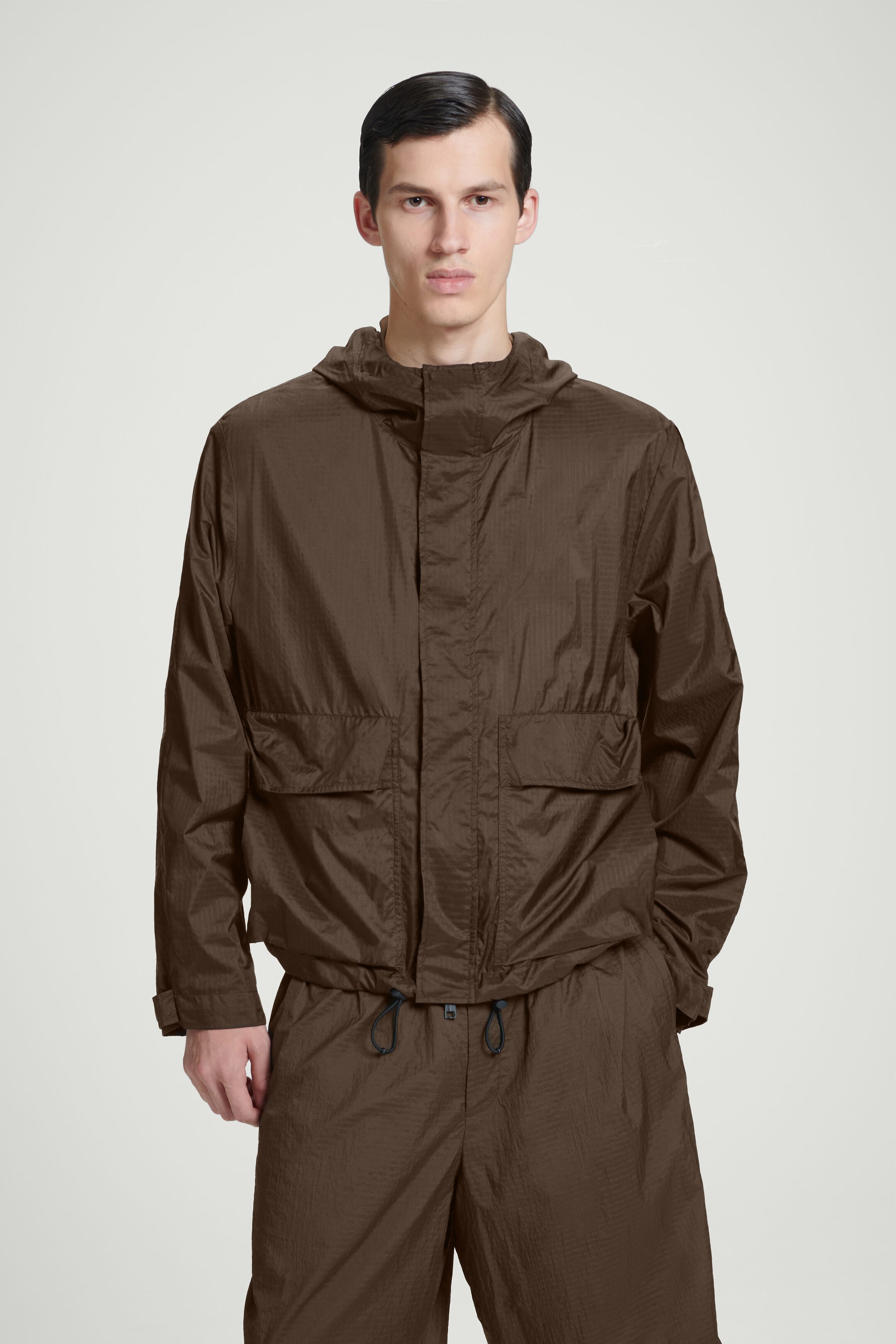 OVERSIZED PARACHUTE NYLON UTILITY JACKET