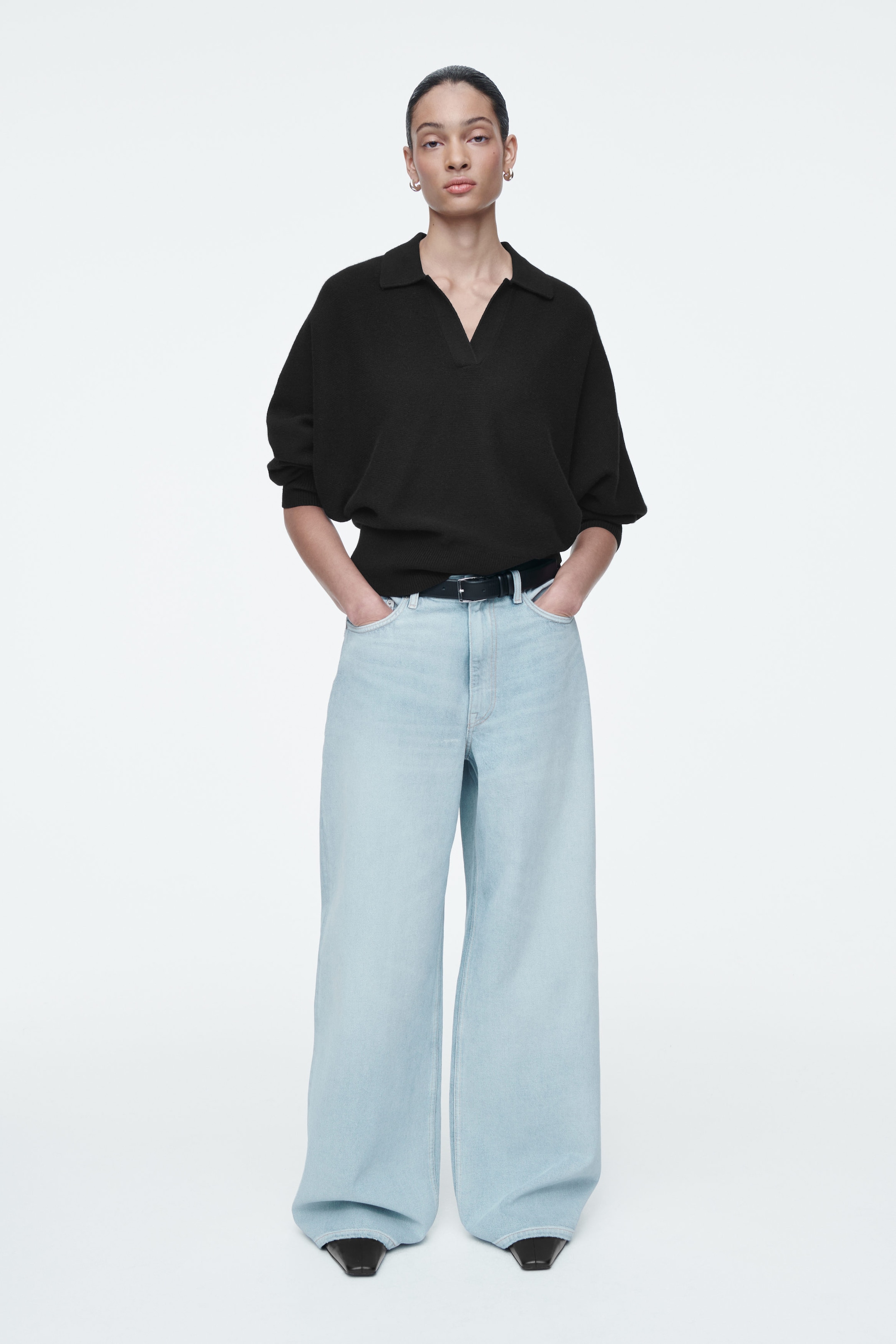 POOL JEANS MIT WEITEM BEIN