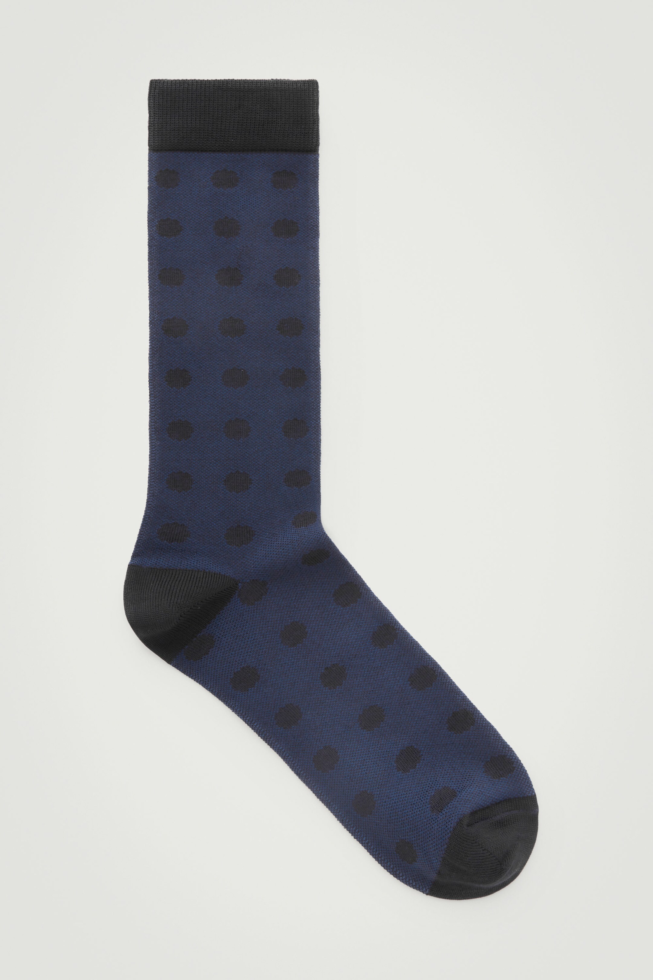 SOCKEN MIT POLKA DOTS