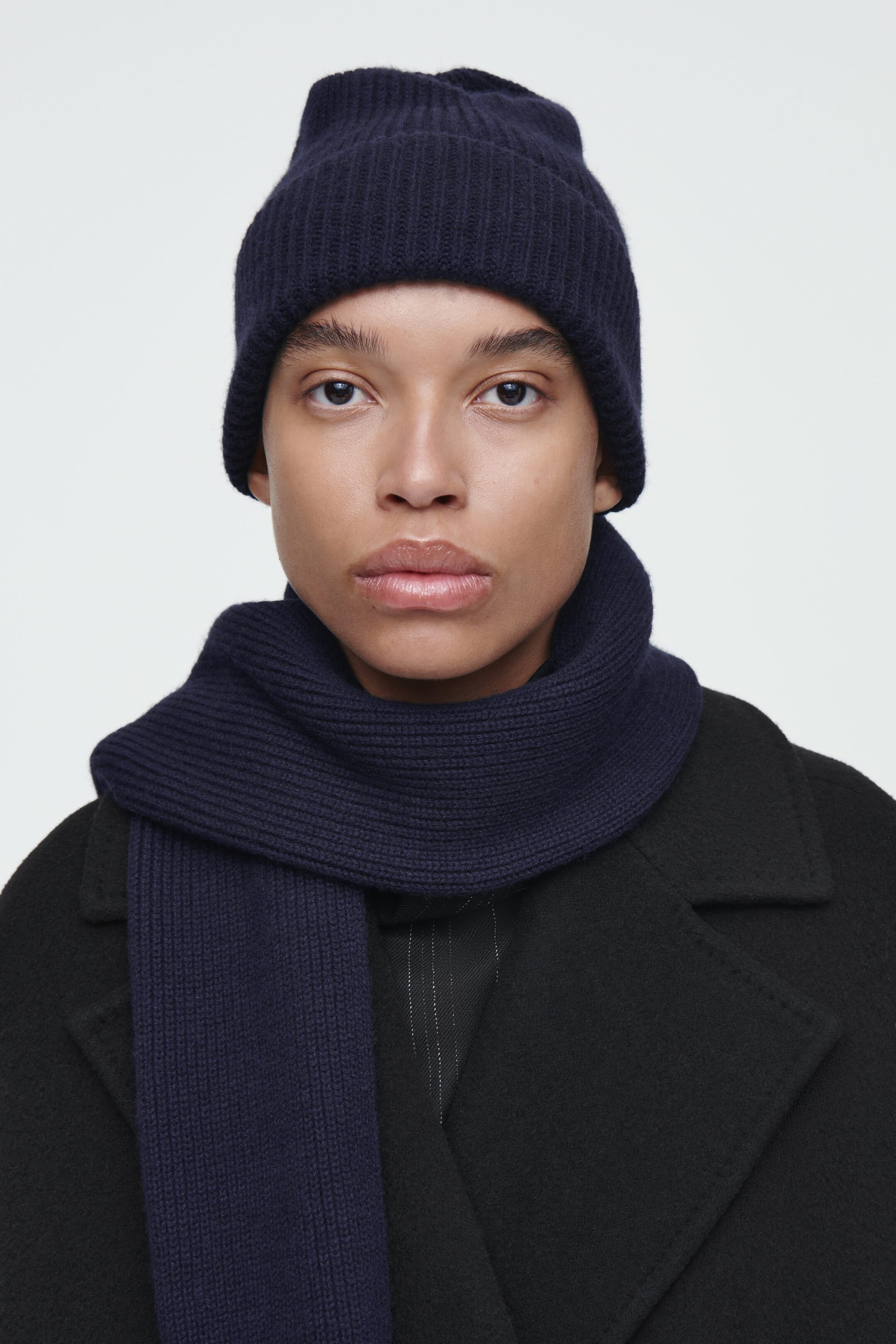 RIBBED WOOL AND CASHMERE BEANIE