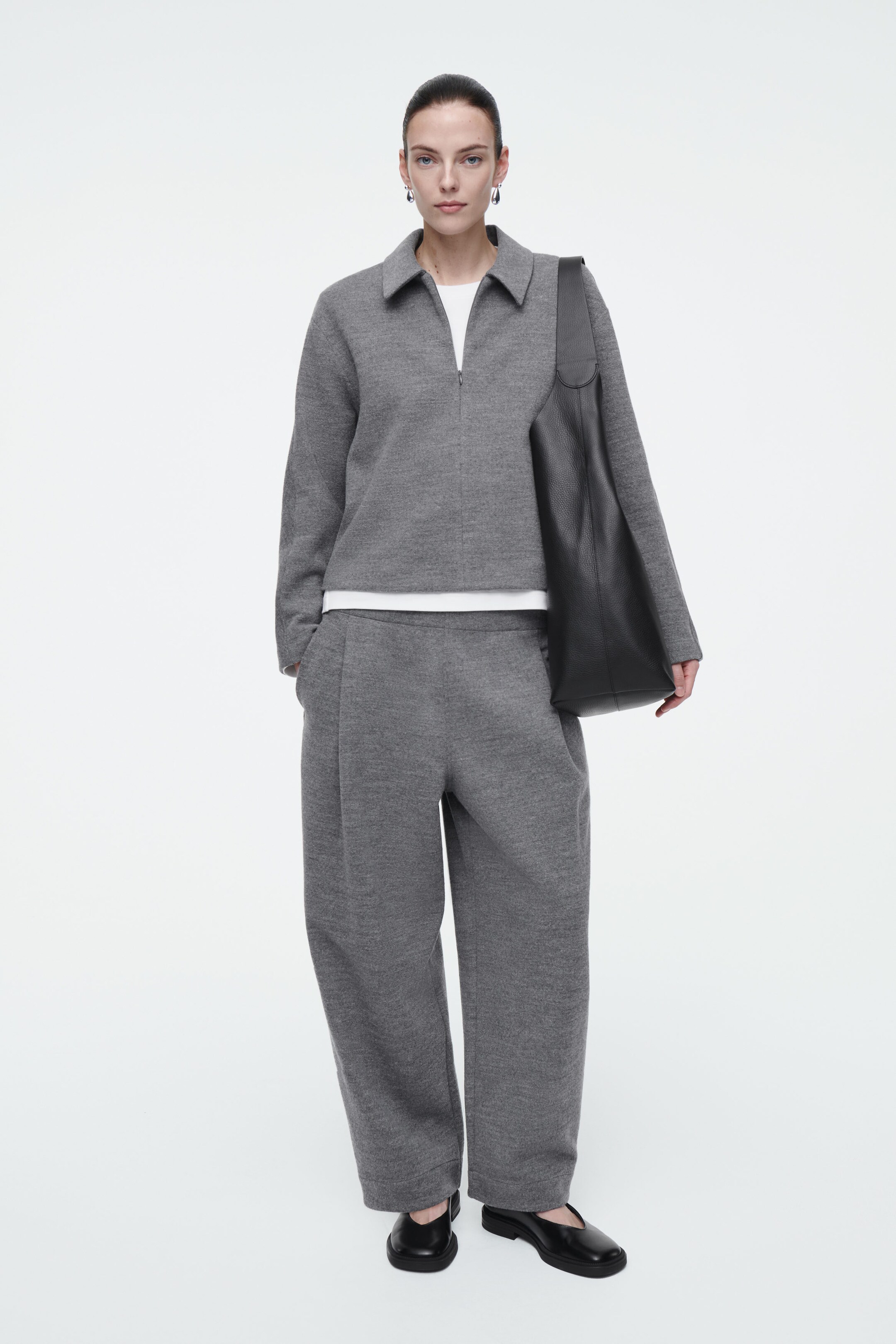 BOILED-WOOL BARREL-LEG TROUSERS