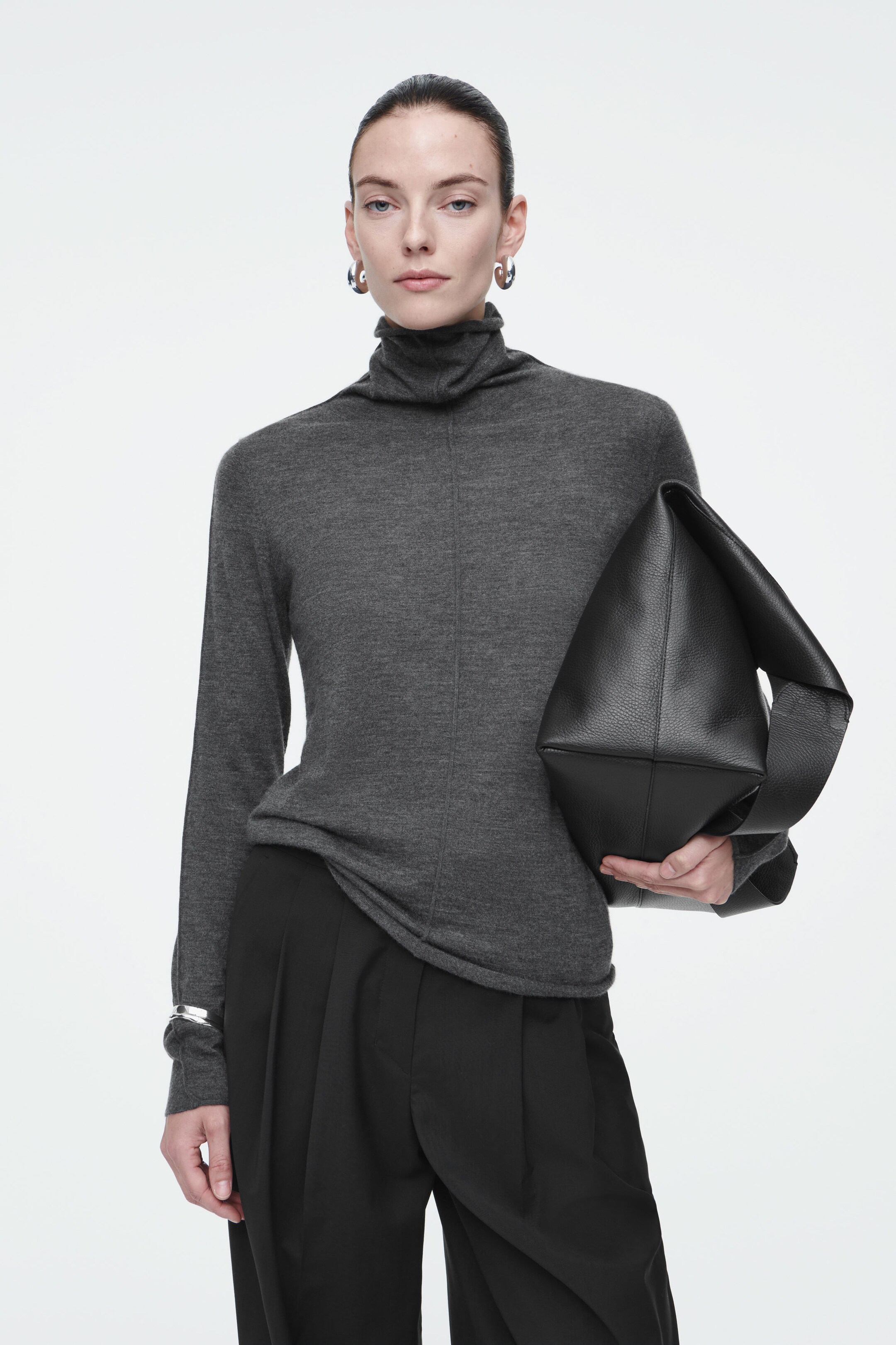 PURE CASHMERE ROLLNECK TOP