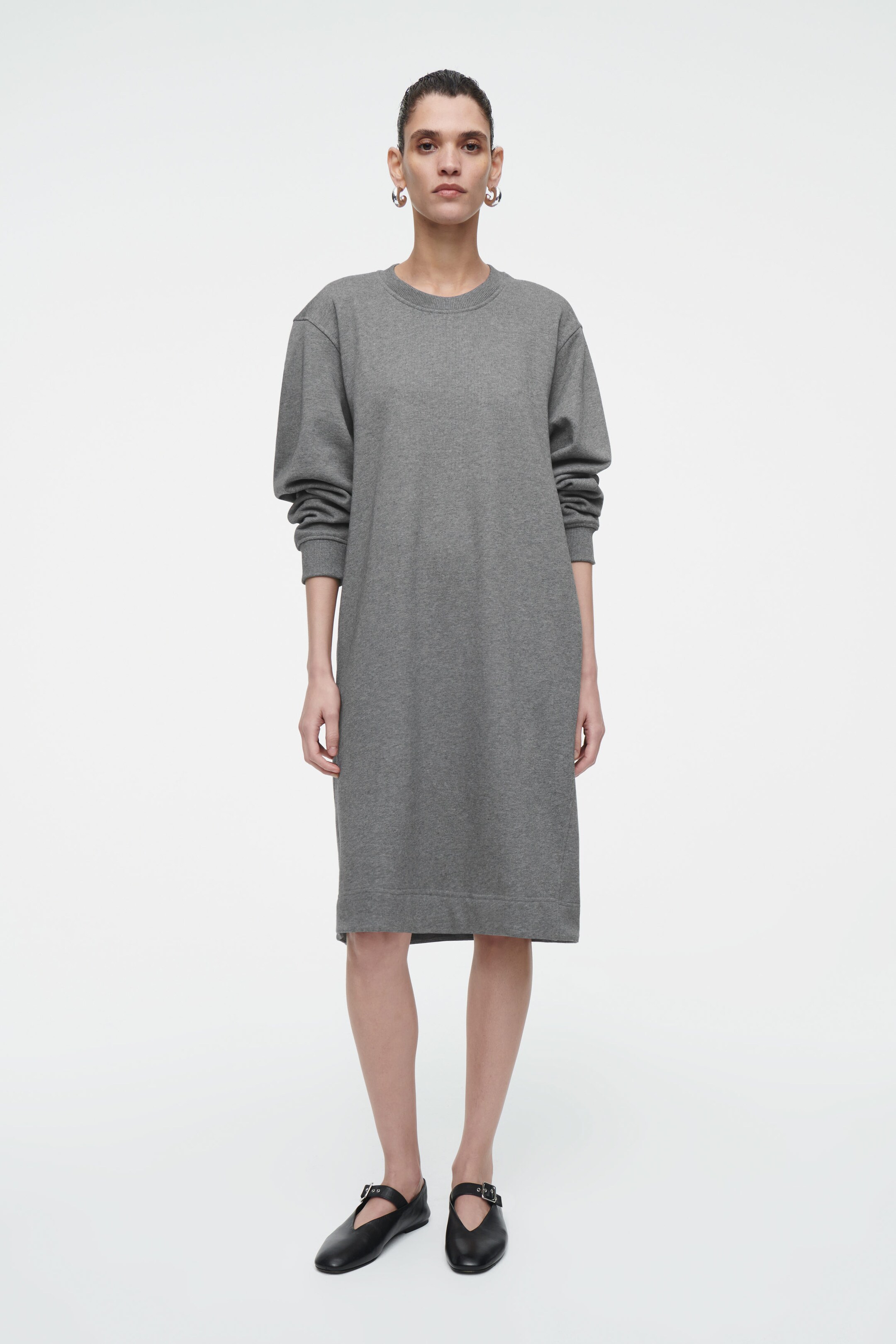 OVERSIZED SWEATSHIRT MIDI DRESS