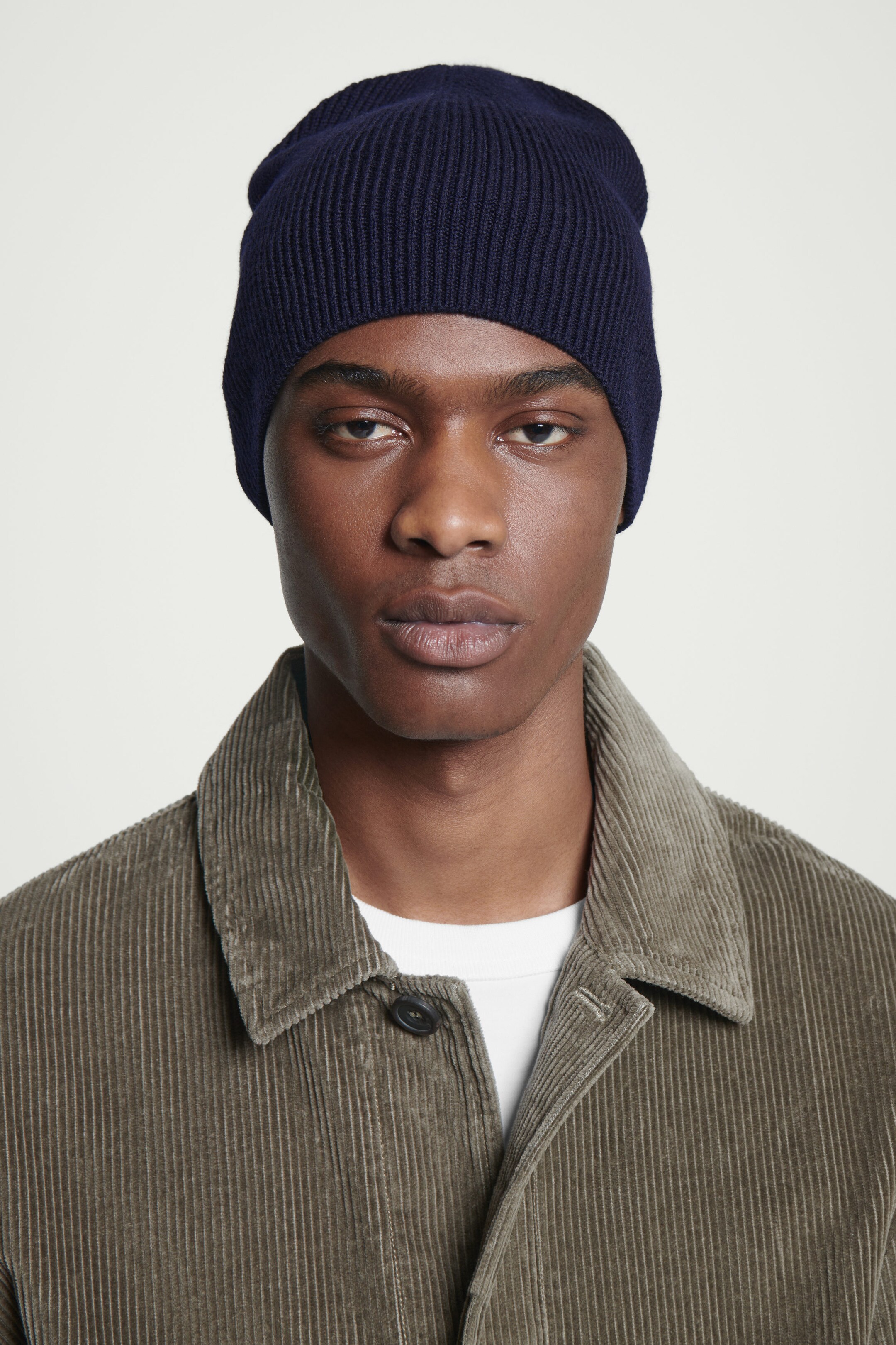 FITTED MERINO WOOL BEANIE