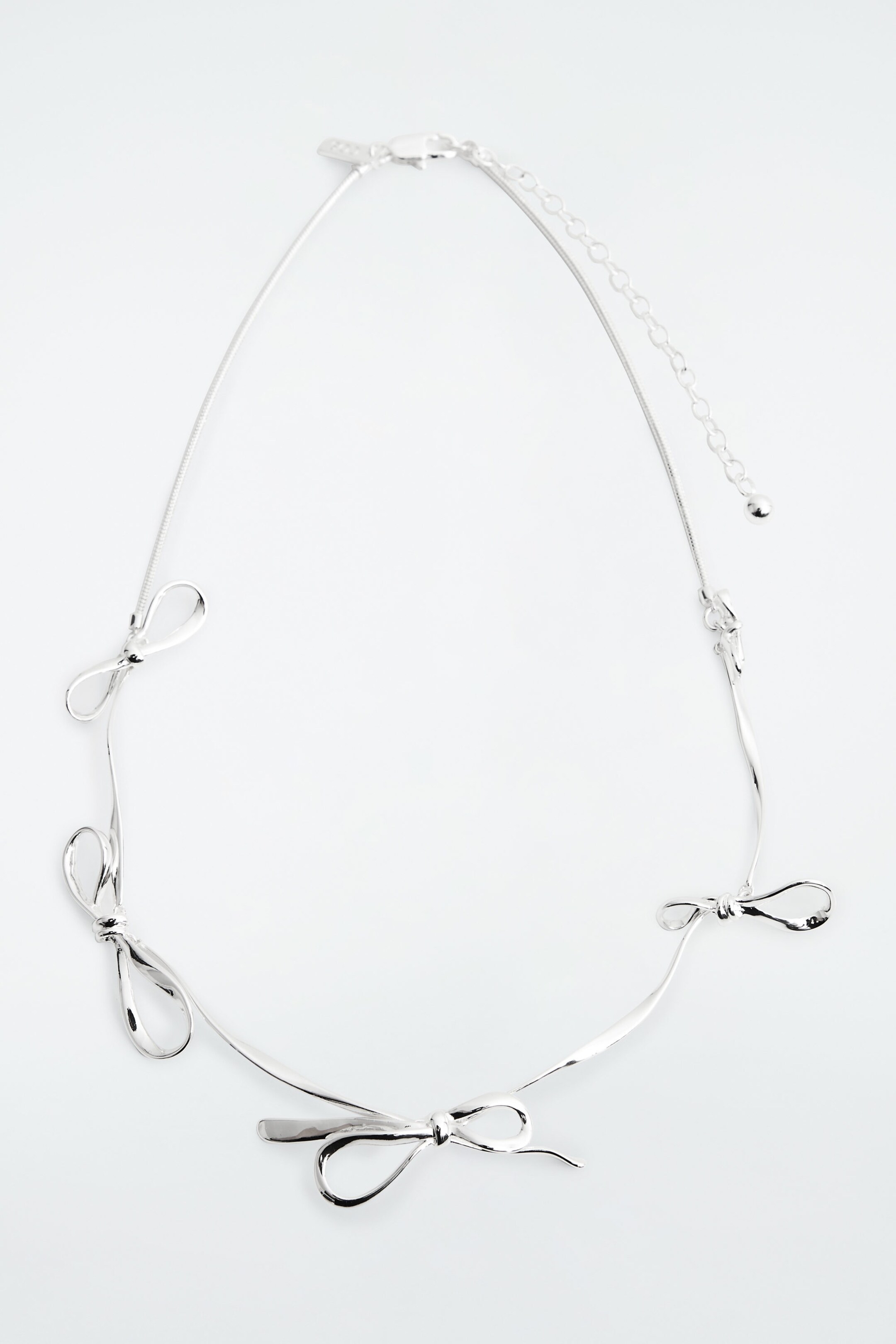 BOW SNAKE-CHAIN NECKLACE