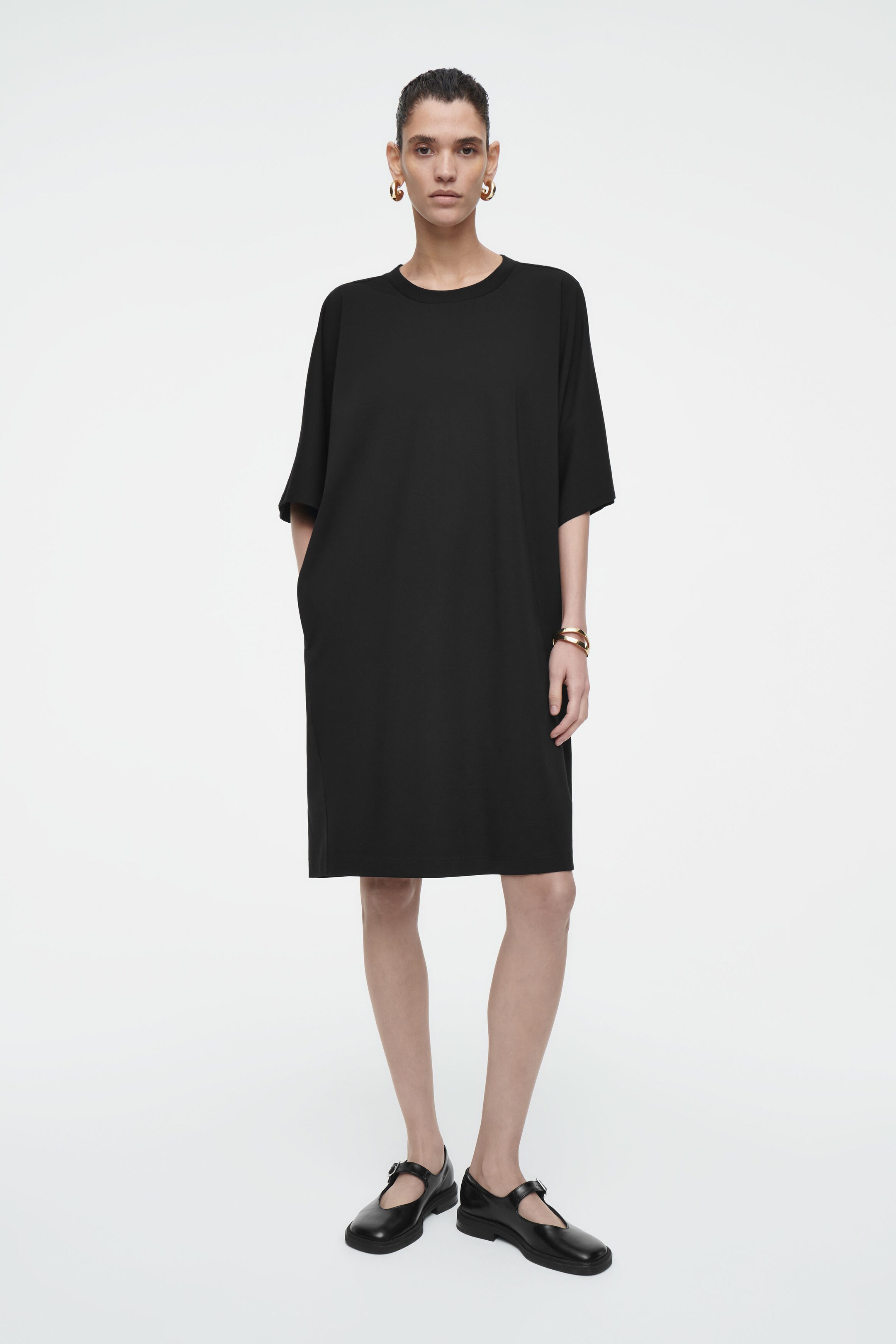 ROBE T-SHIRT OVERSIZE À PANNEAUX