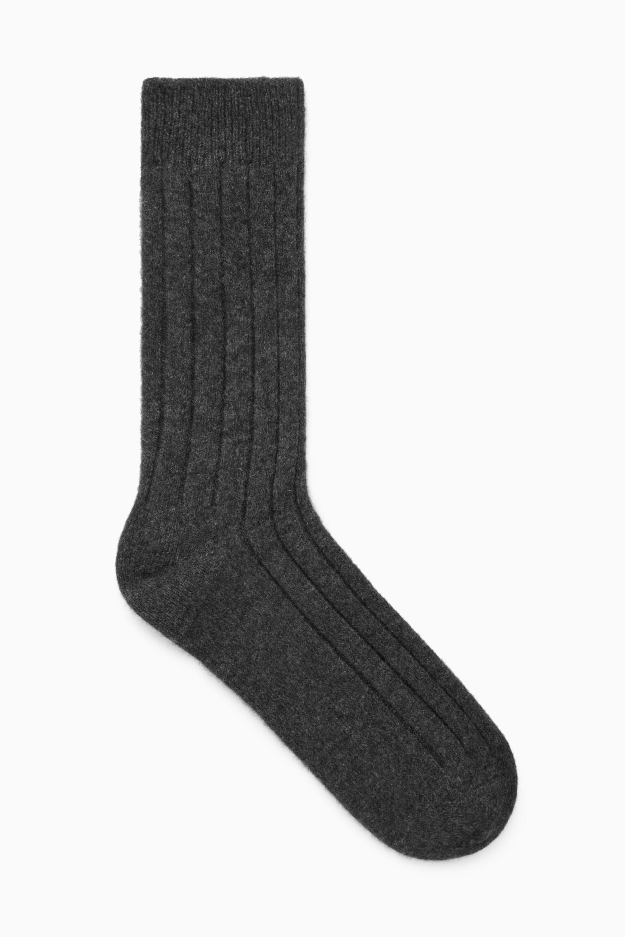 GERIPPTE KASCHMIRSOCKEN