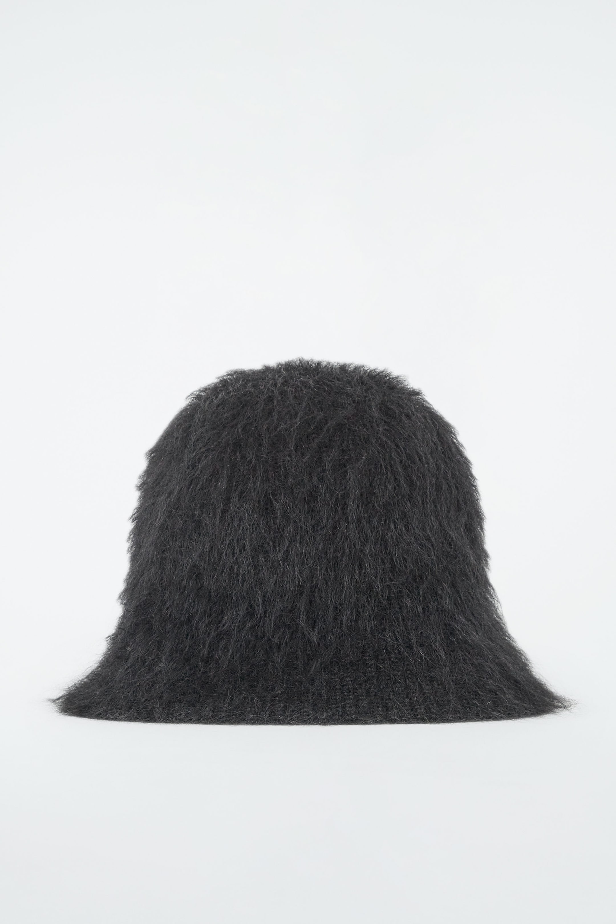 MOHAIR BUCKET HAT