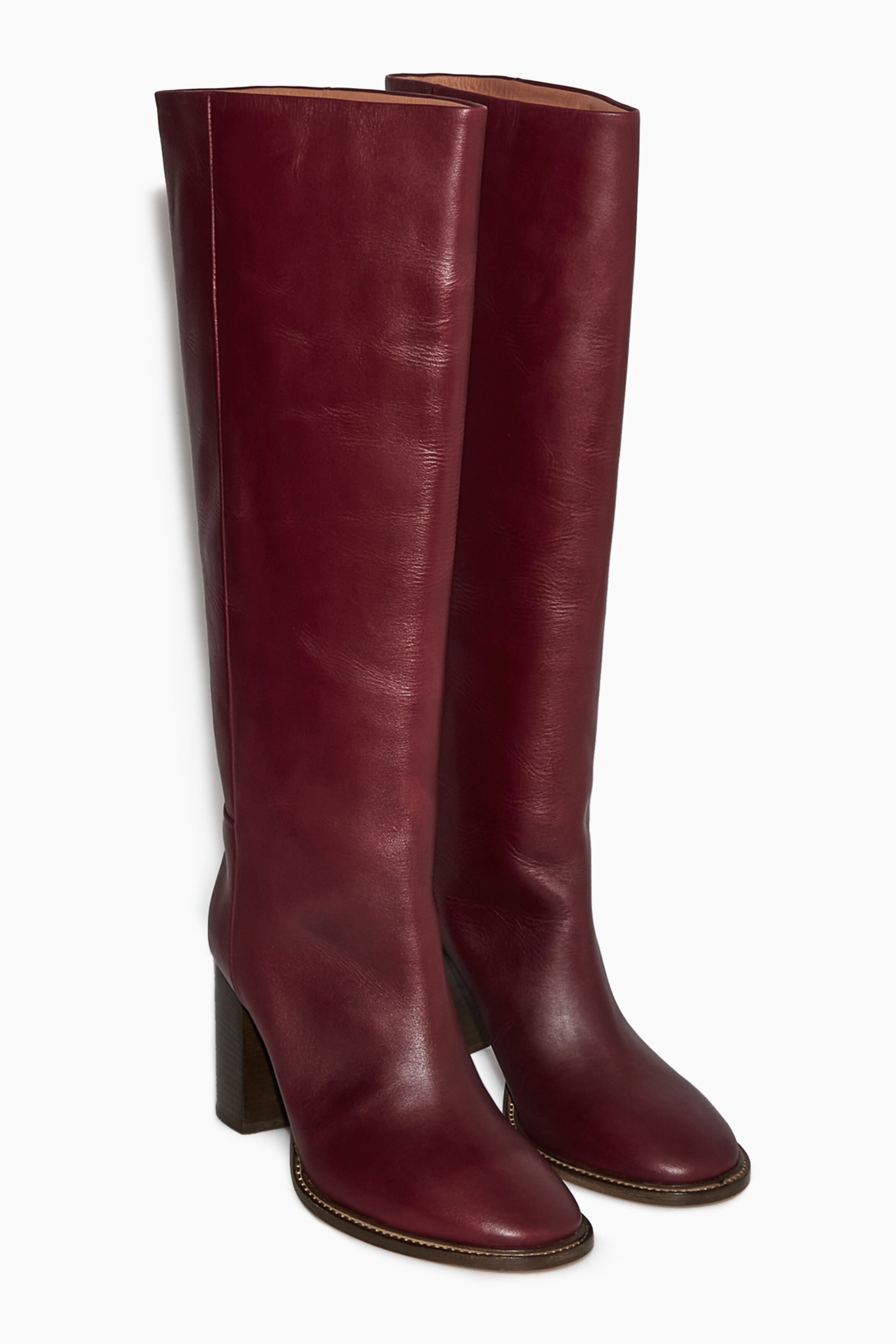 KNEE-HIGH LEATHER BOOTS