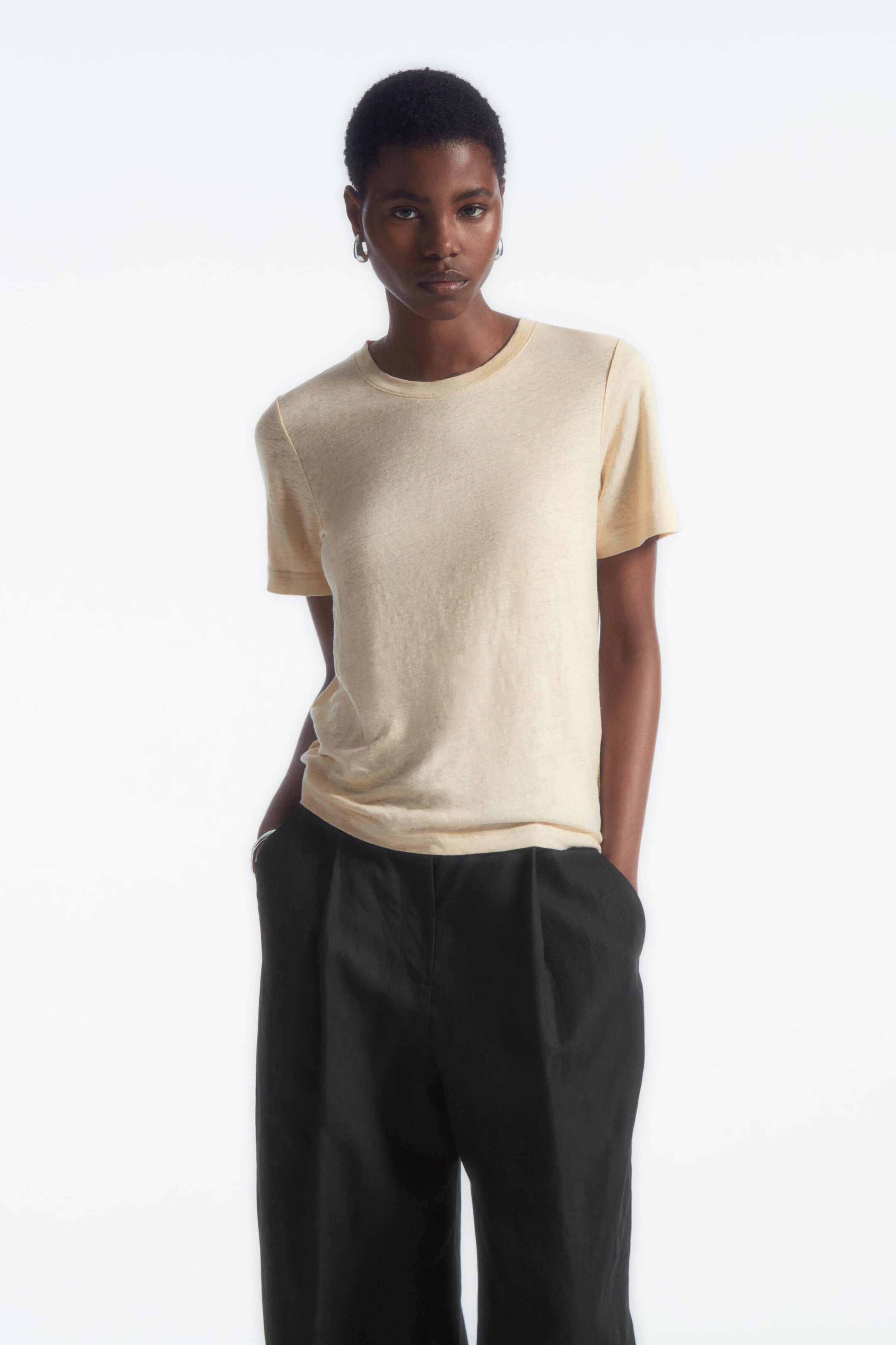 LINEN T-SHIRT