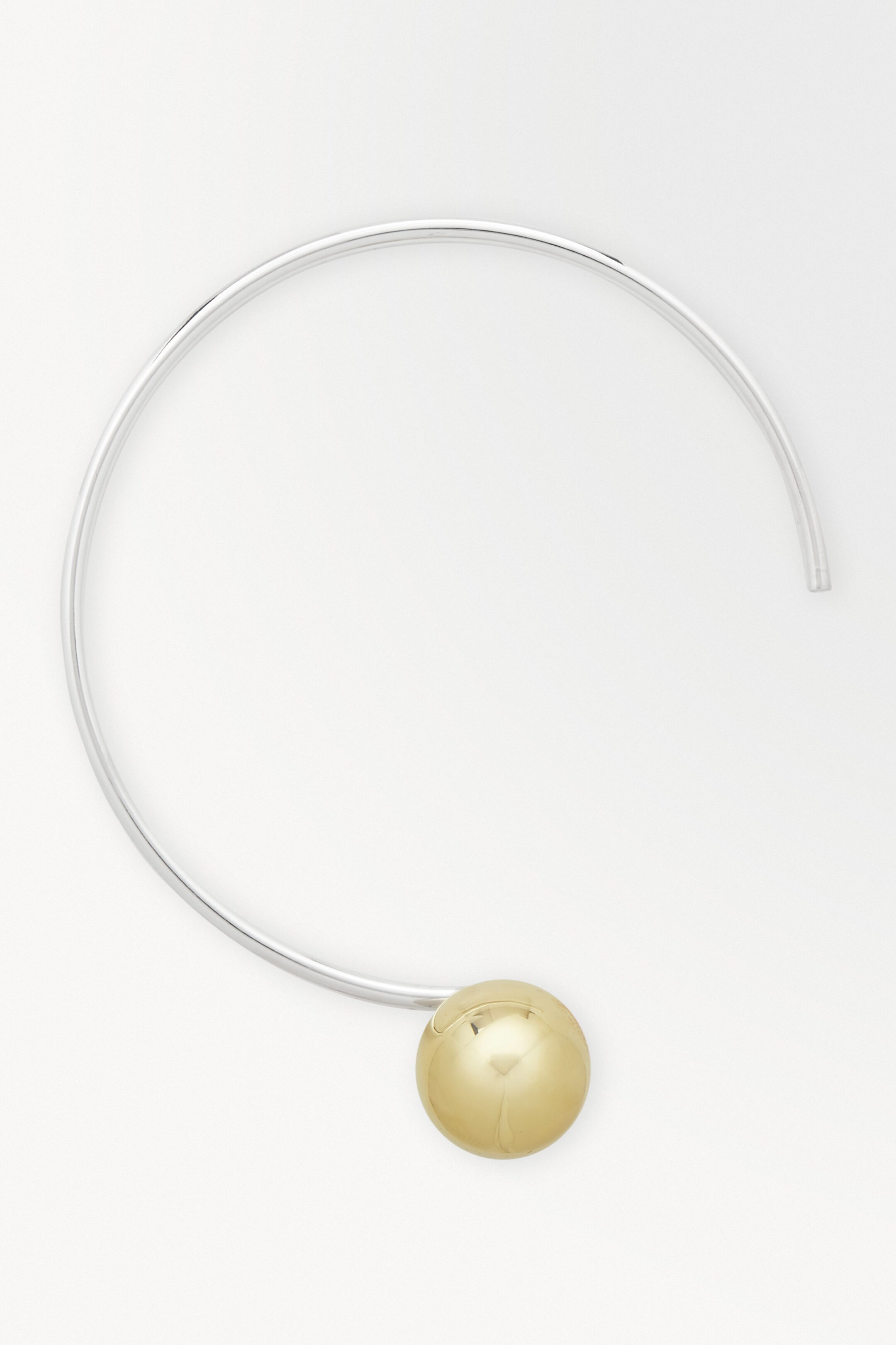 THE SPHERE NECKLACE