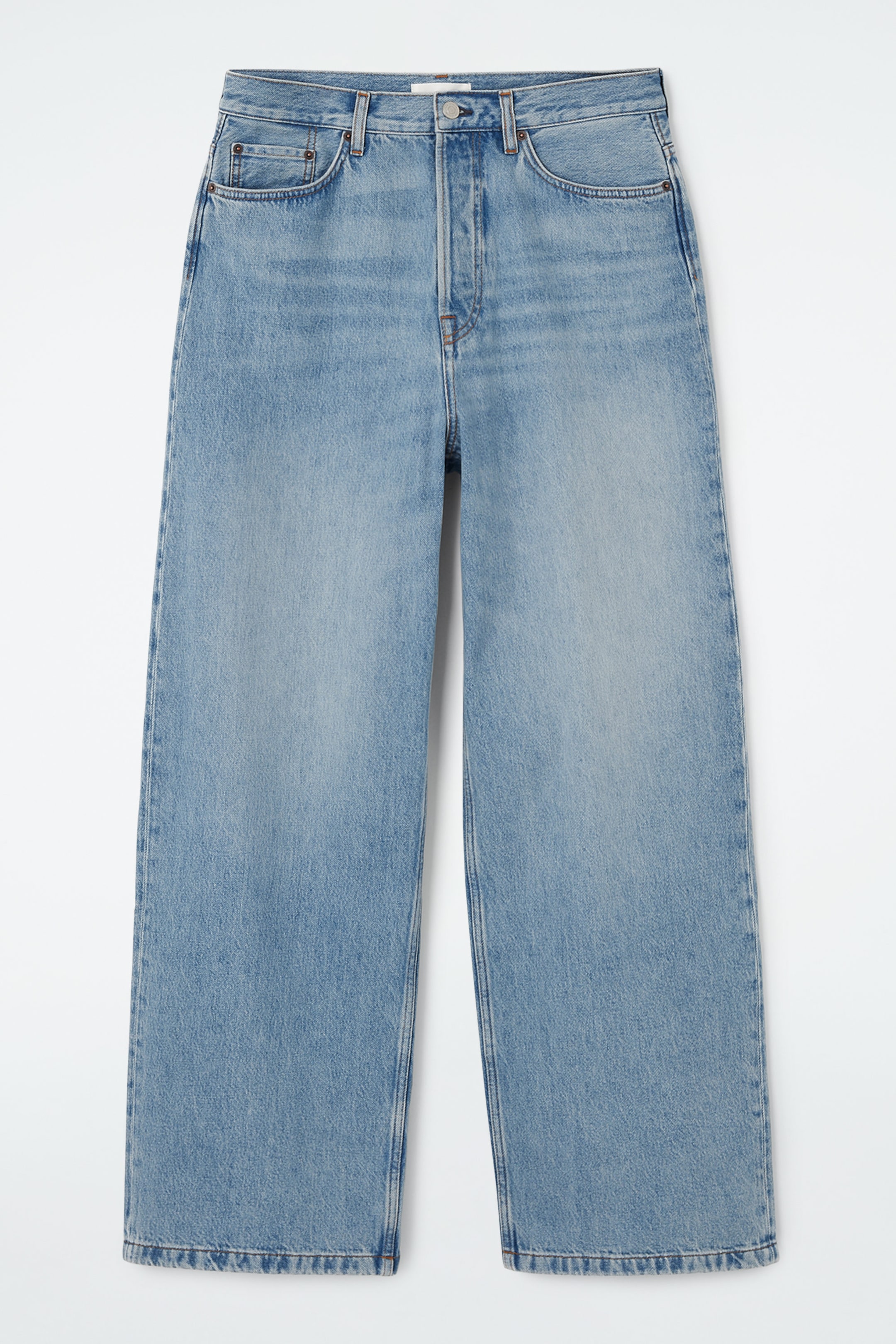 VOLUME JEANS MIT WEITEM BEIN