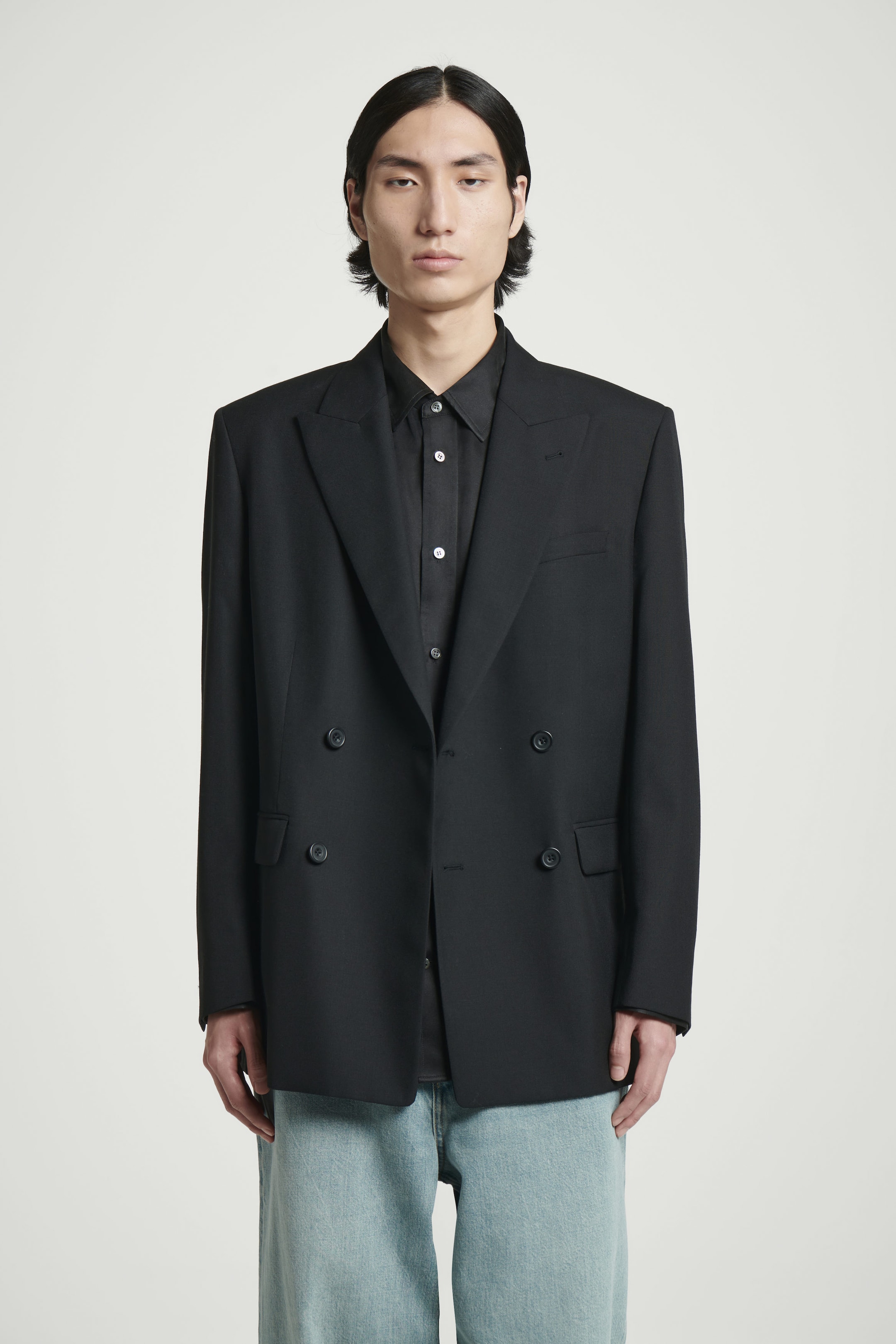 RELAXED DOUBLE-BREASTED WOOL BLAZER