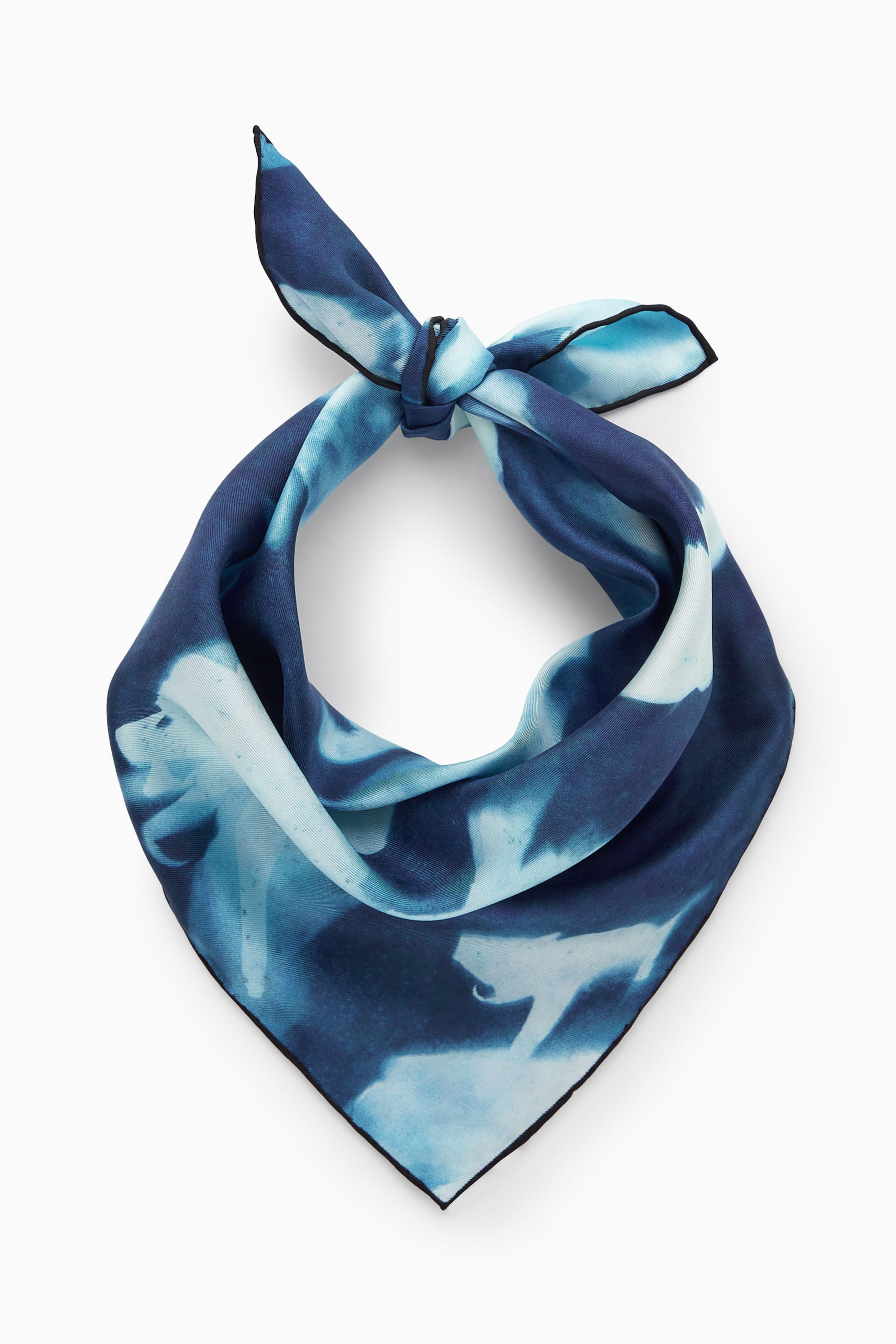 INVERTED-FLORAL SILK NECK SCARF