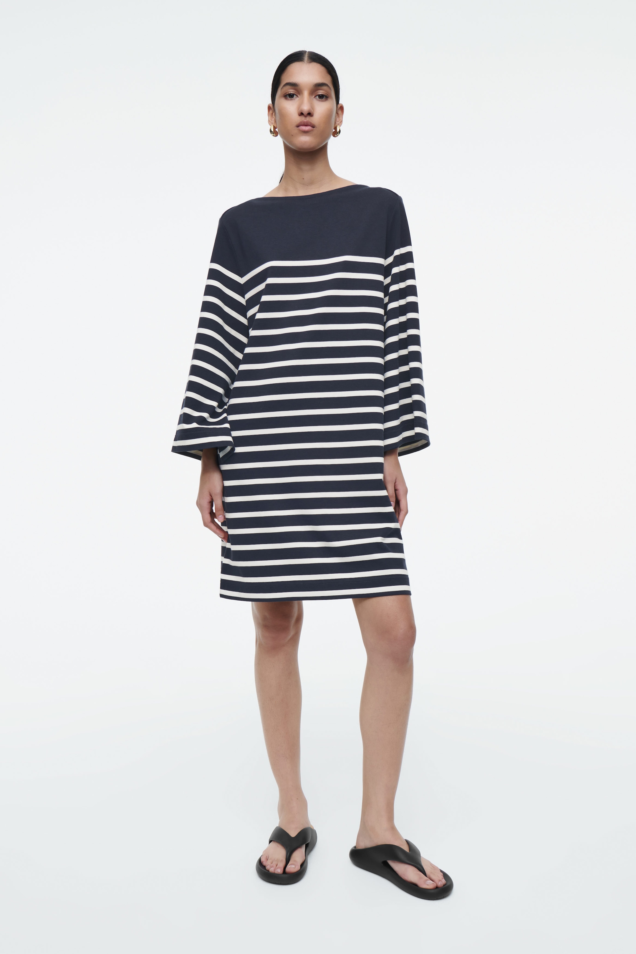 ROBE T-SHIRT COURTE ENCOLURE BATEAU